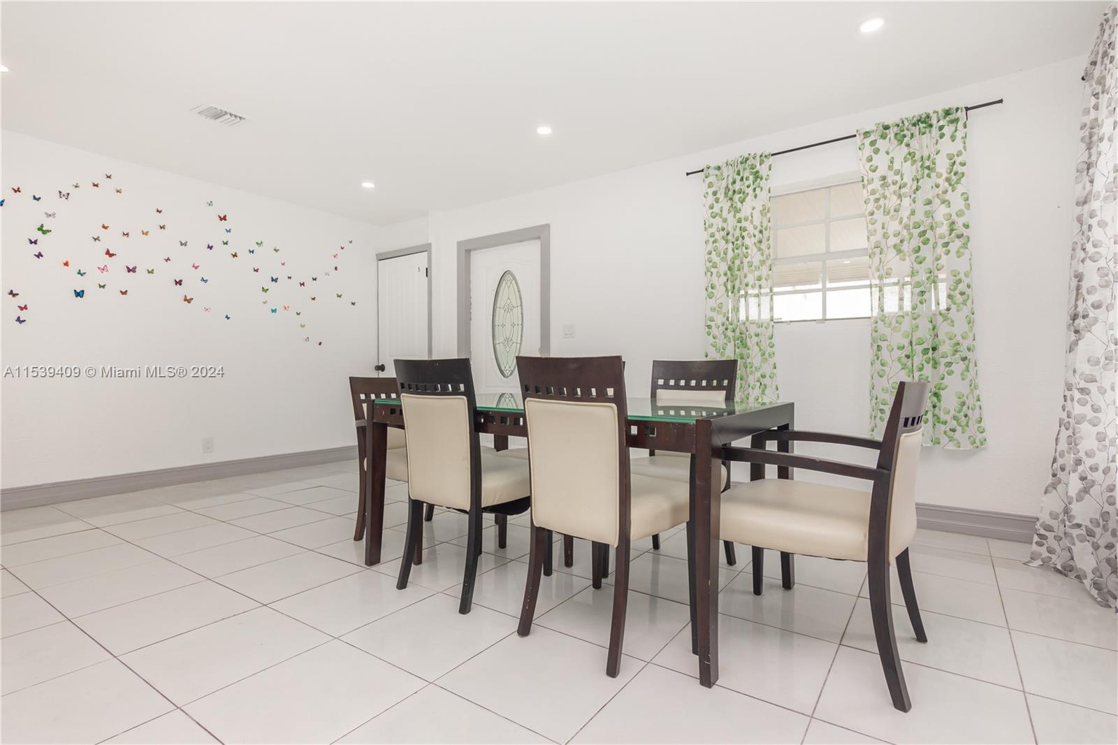 540 28th Ave, Fort Lauderdale, FL, 33312 United States, 4 Bedrooms Bedrooms, ,3 BathroomsBathrooms,Residential,For Sale,28th Ave,A11539409