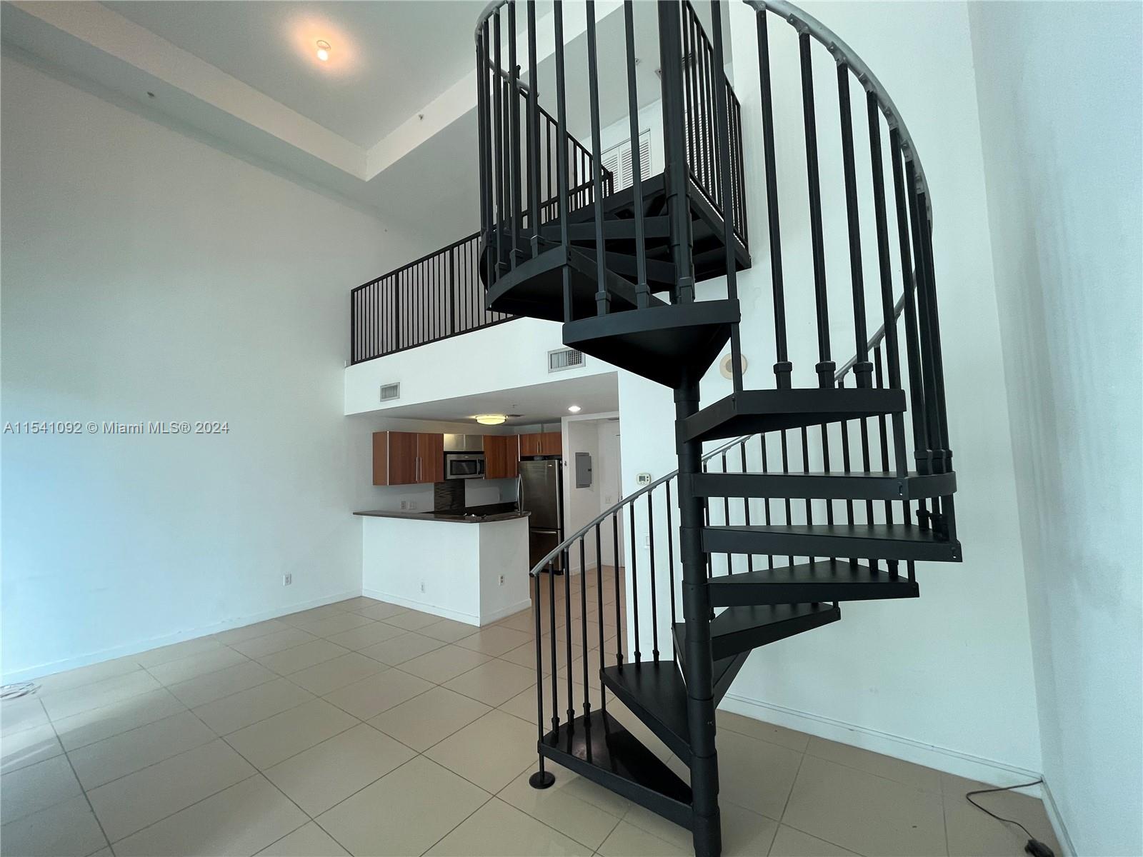 300 S Biscayne Blvd L-406, Miami, Florida 33131, 1 Bedroom Bedrooms, ,1 BathroomBathrooms,Residentiallease,For Rent,300 S Biscayne Blvd L-406,A11541092