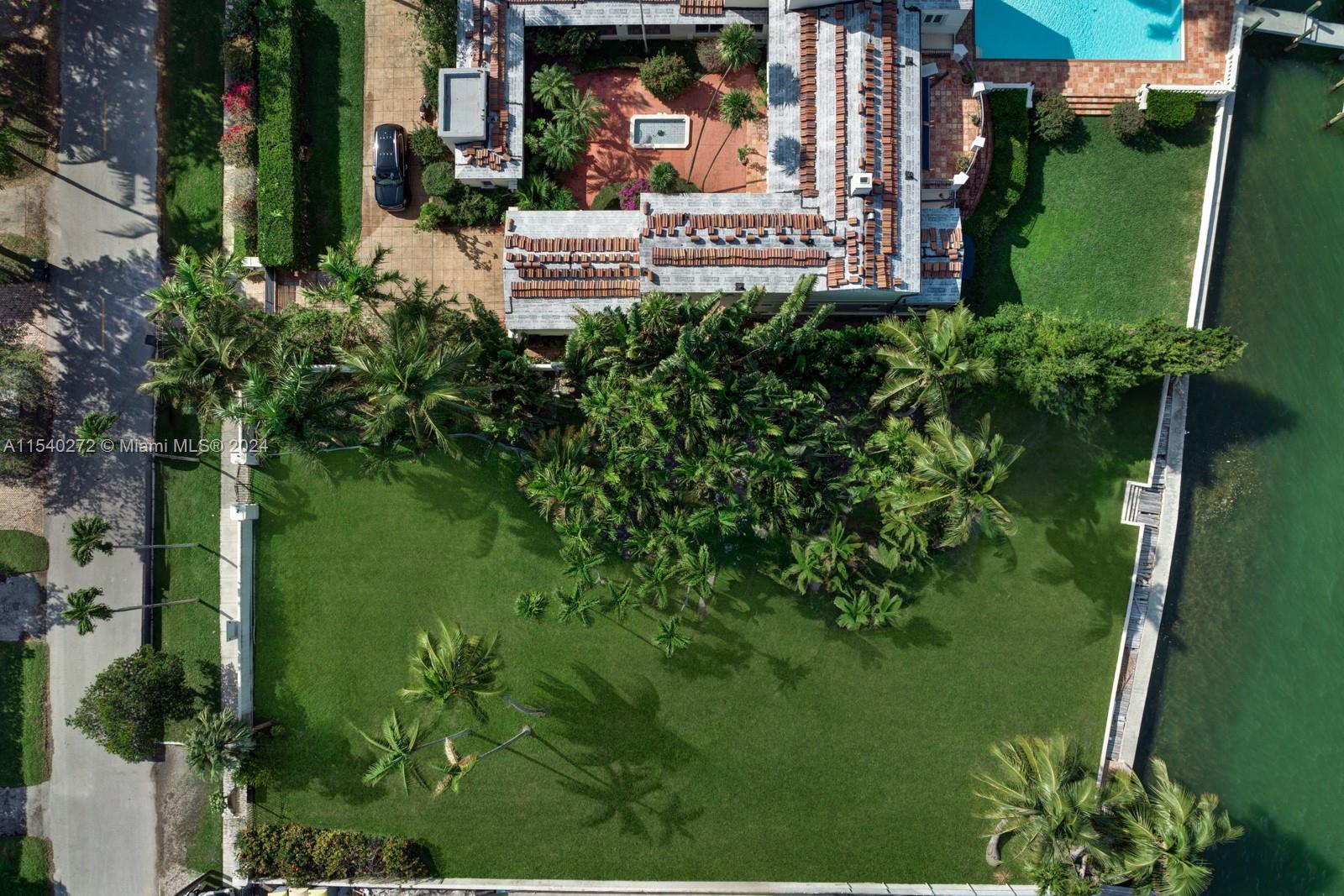 4766 Bay Rd, Miami Beach, FL, 33140 United States, 7 Bedrooms Bedrooms, ,6 BathroomsBathrooms,Residential,For Sale,Bay Rd,A11540272