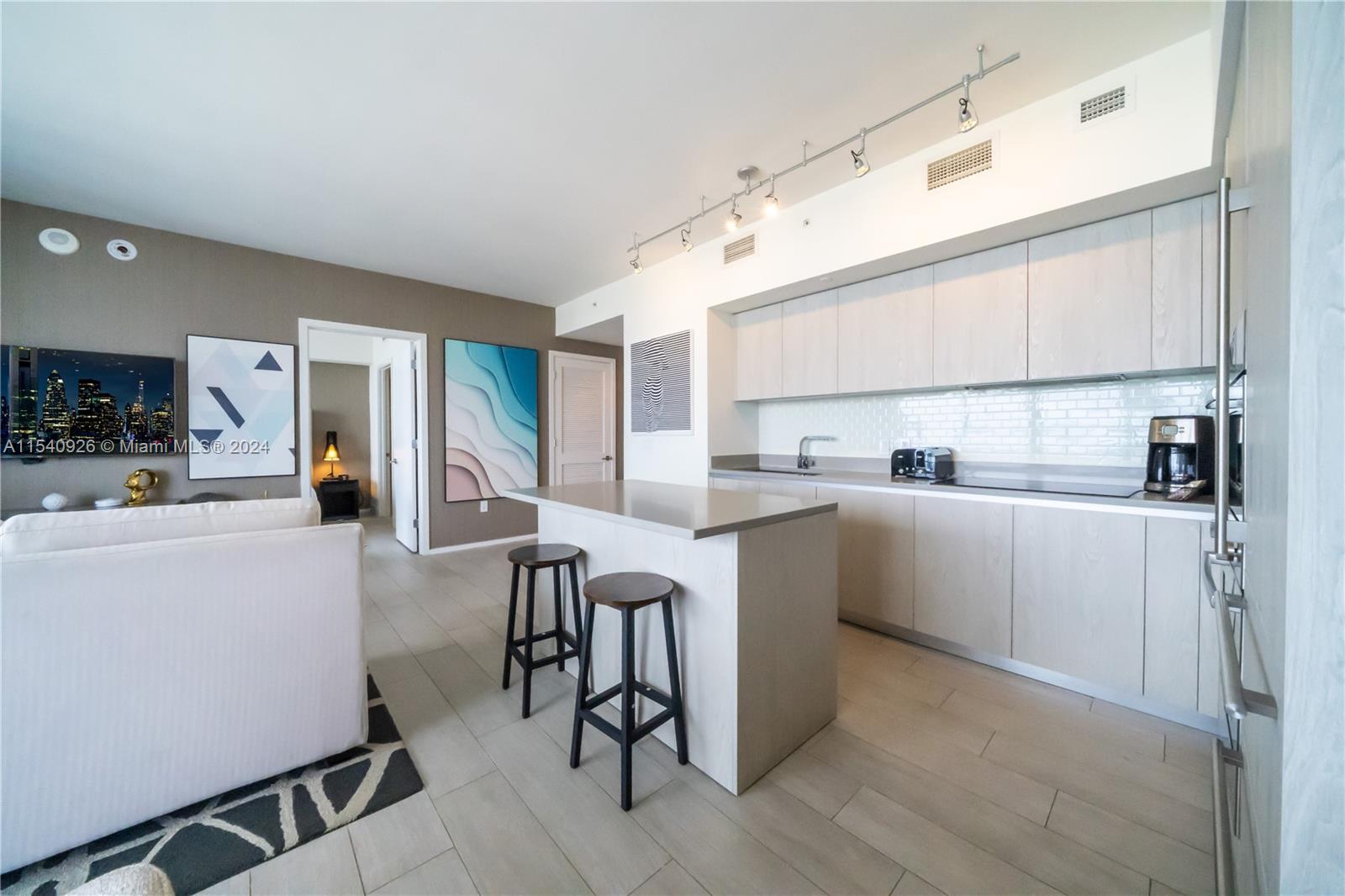 4010 S Ocean Dr R2506, Hollywood, Florida 33019, 1 Bedroom Bedrooms, ,1 BathroomBathrooms,Residential,For Sale,4010 S Ocean Dr R2506,A11540926