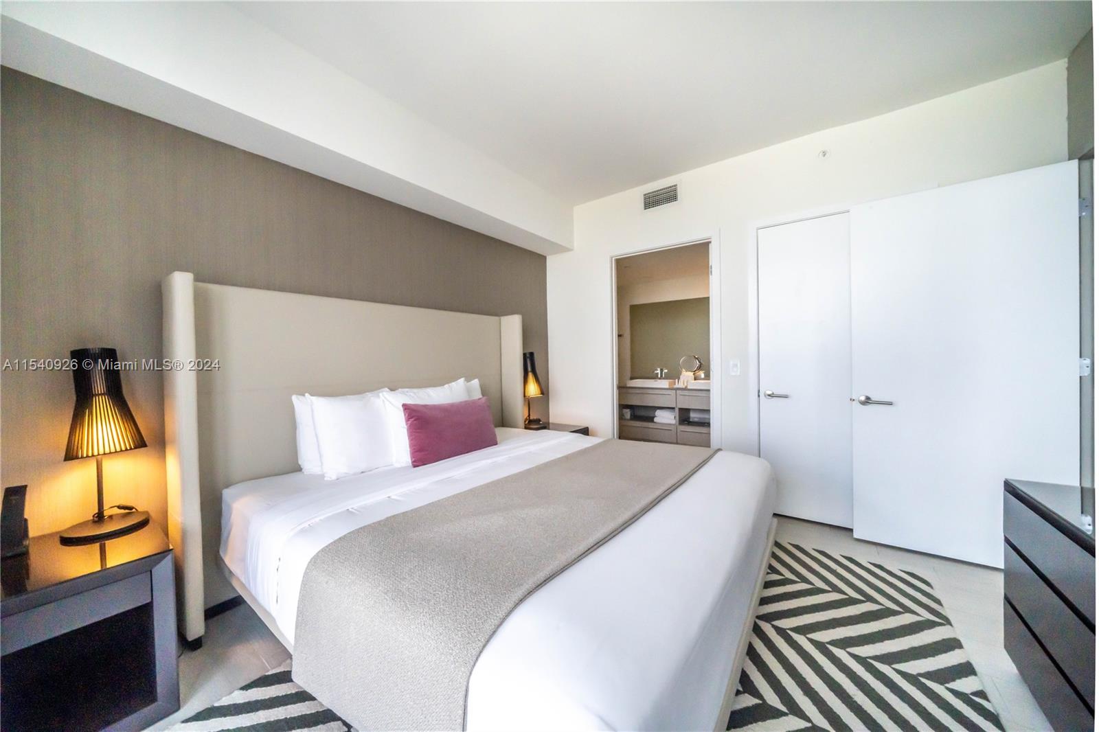 4010 S Ocean Dr R2506, Hollywood, Florida 33019, 1 Bedroom Bedrooms, ,1 BathroomBathrooms,Residential,For Sale,4010 S Ocean Dr R2506,A11540926