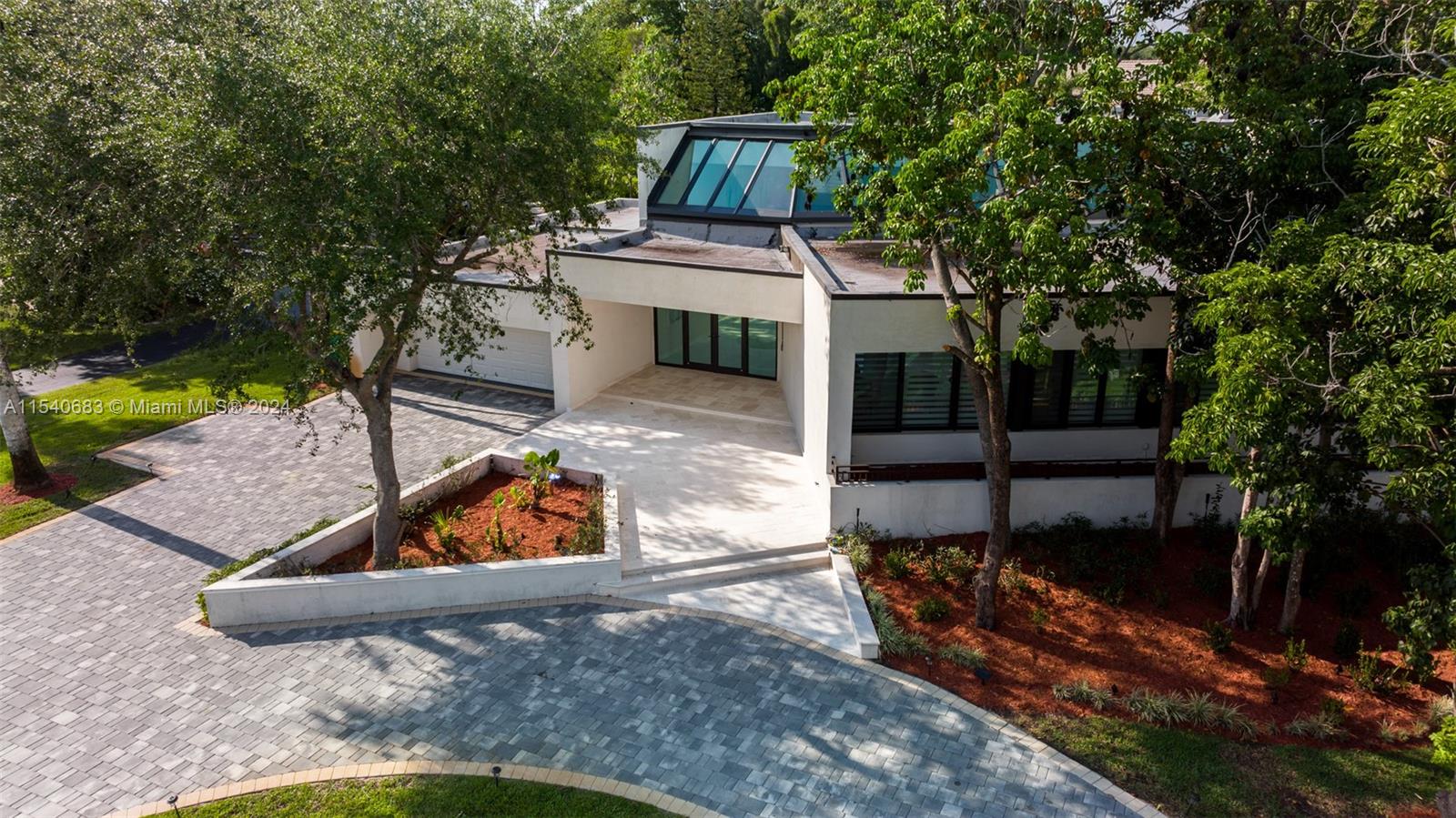 11861 4th St, Plantation, FL, 33325 United States, 9 Bedrooms Bedrooms, ,6 BathroomsBathrooms,Residential,For Sale,4th St,A11540683