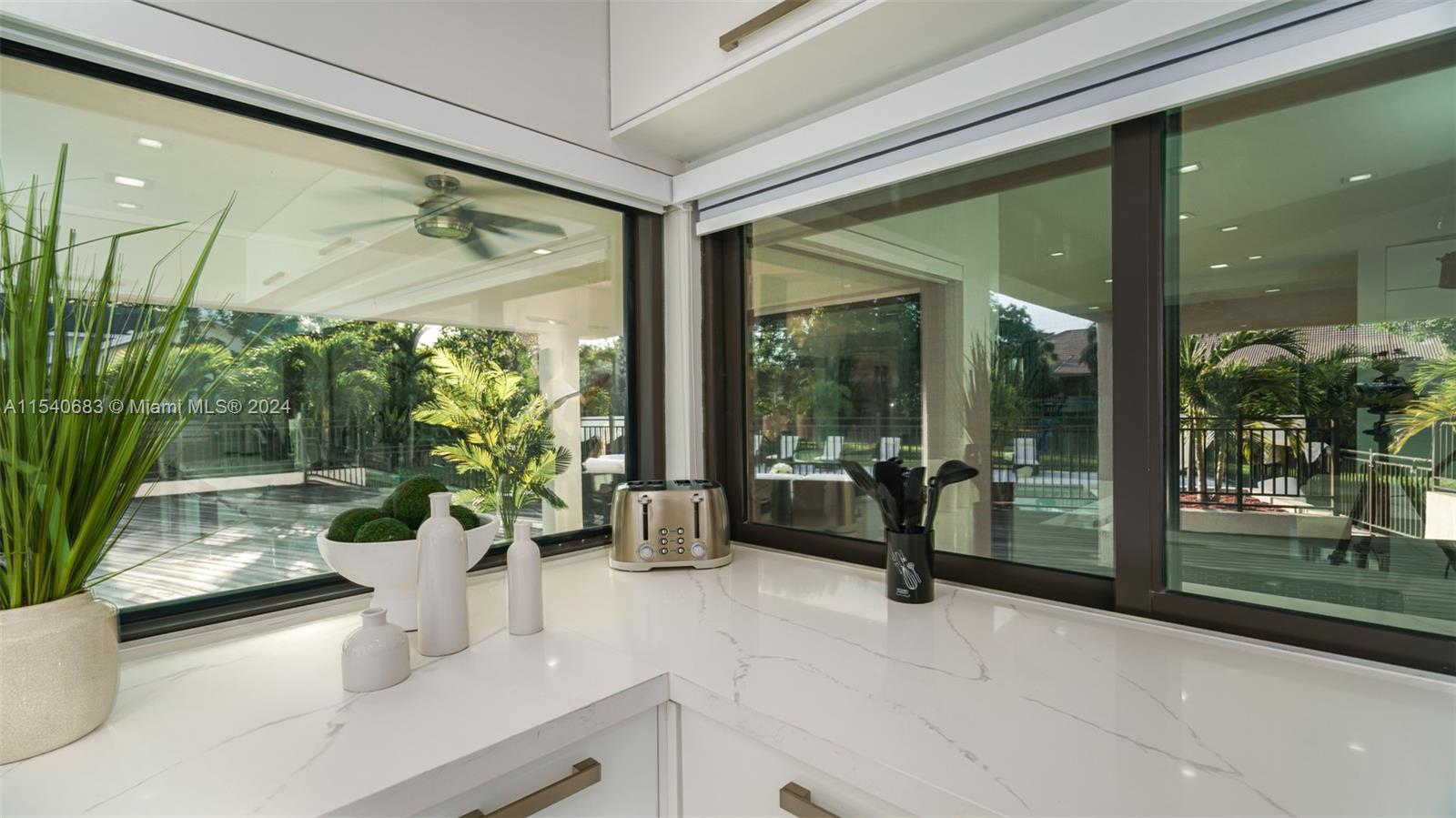 11861 4th St, Plantation, FL, 33325 United States, 9 Bedrooms Bedrooms, ,6 BathroomsBathrooms,Residential,For Sale,4th St,A11540683