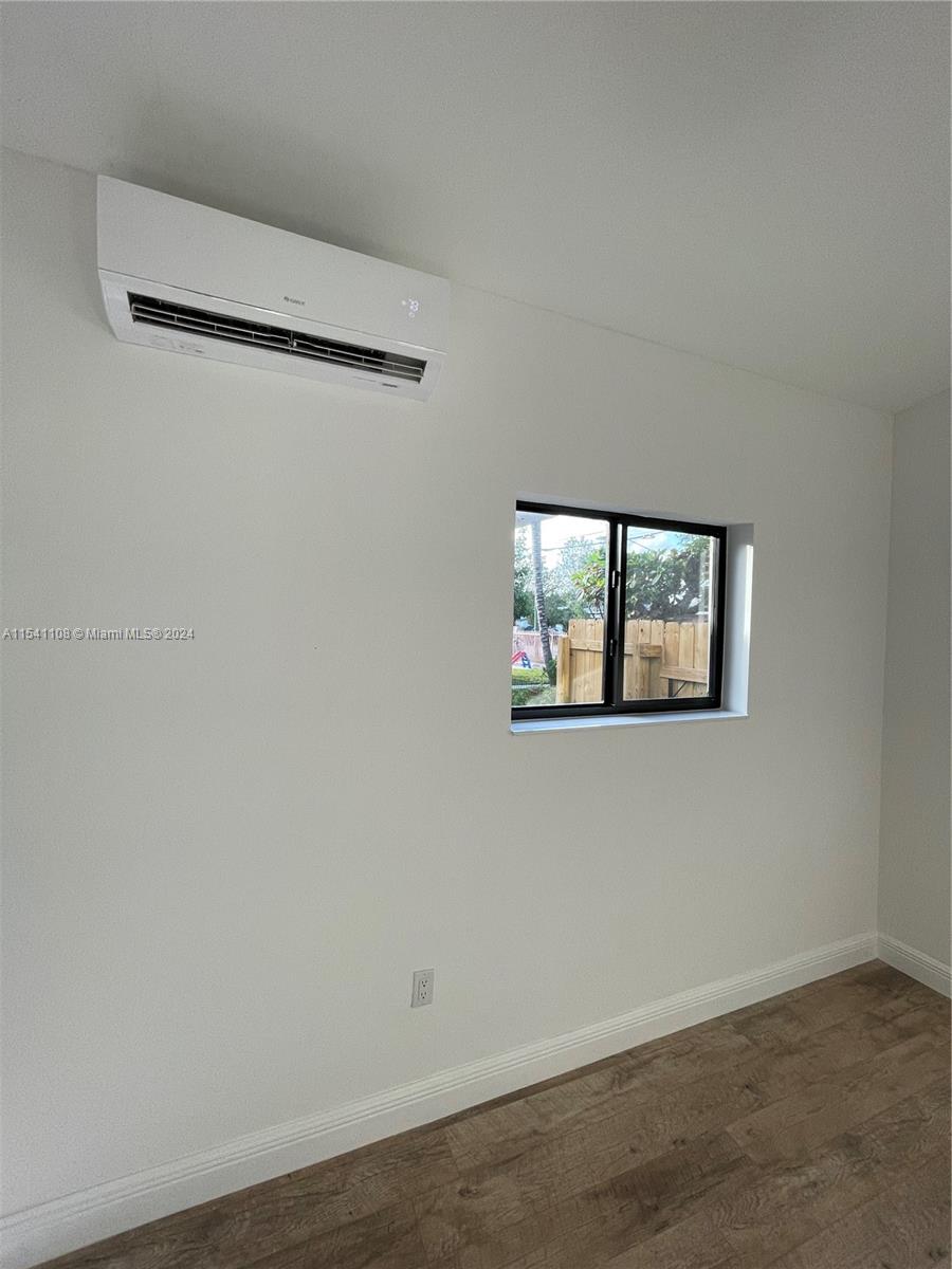 52 NW 68th St, Miami, Florida 33150, ,1 BathroomBathrooms,Residentiallease,For Rent,52 NW 68th St,A11541108