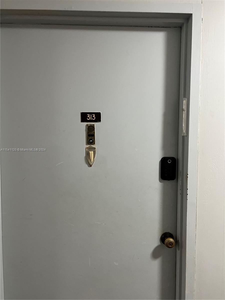 1913 S Ocean Dr 313, Hallandale Beach, Florida 33009, 1 Bedroom Bedrooms, ,1 BathroomBathrooms,Residentiallease,For Rent,1913 S Ocean Dr 313,A11541120