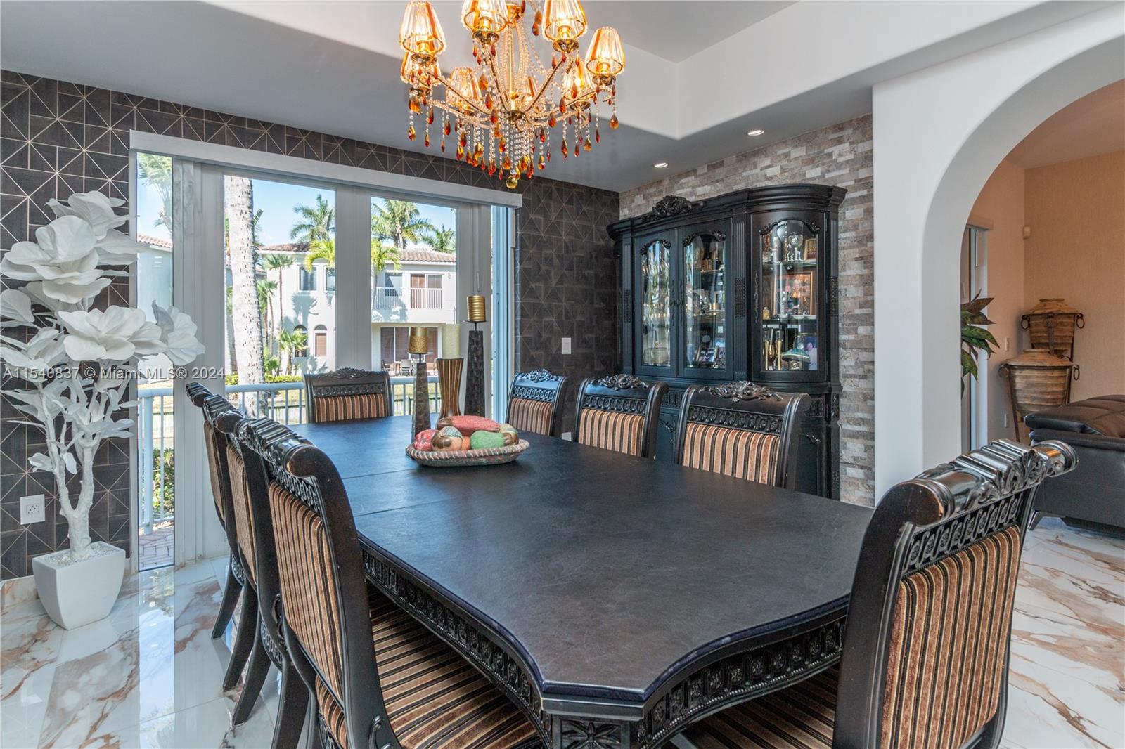 20770 NE 30th Pl, Aventura, Florida 33180, 3 Bedrooms Bedrooms, ,2 BathroomsBathrooms,Residential,For Sale,20770 NE 30th Pl,A11540837