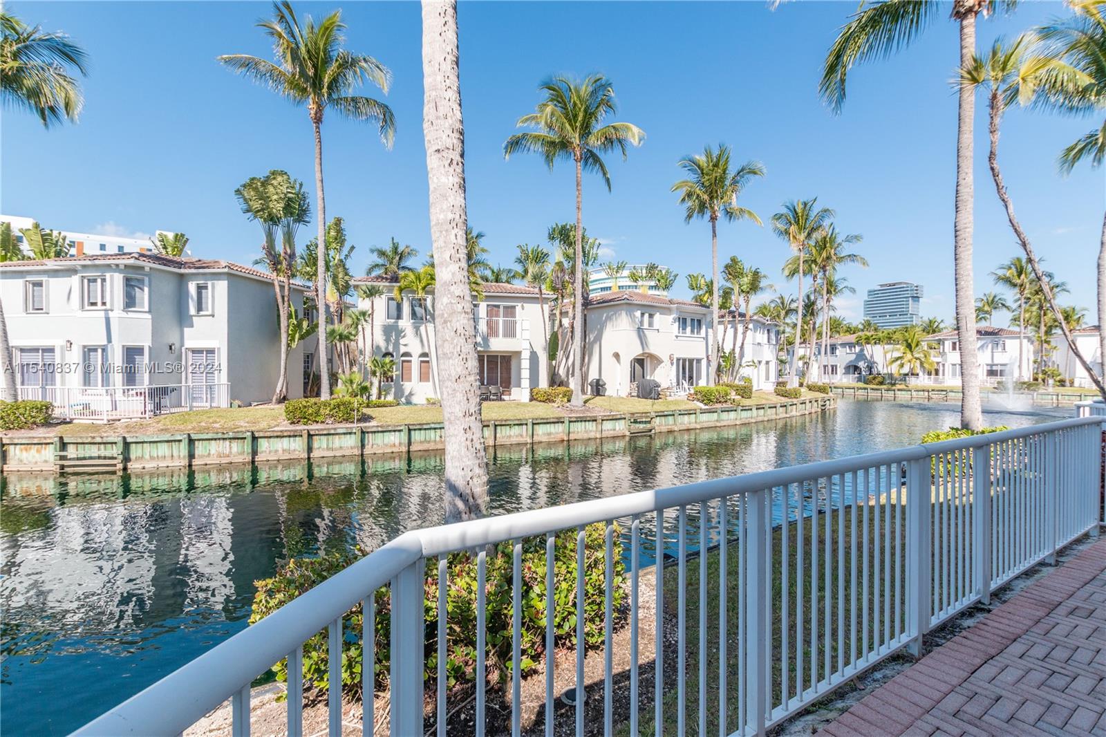 20770 30th Pl, Aventura, FL, 33180 United States, 3 Bedrooms Bedrooms, ,2 BathroomsBathrooms,Residential,For Sale,30th Pl,A11540837