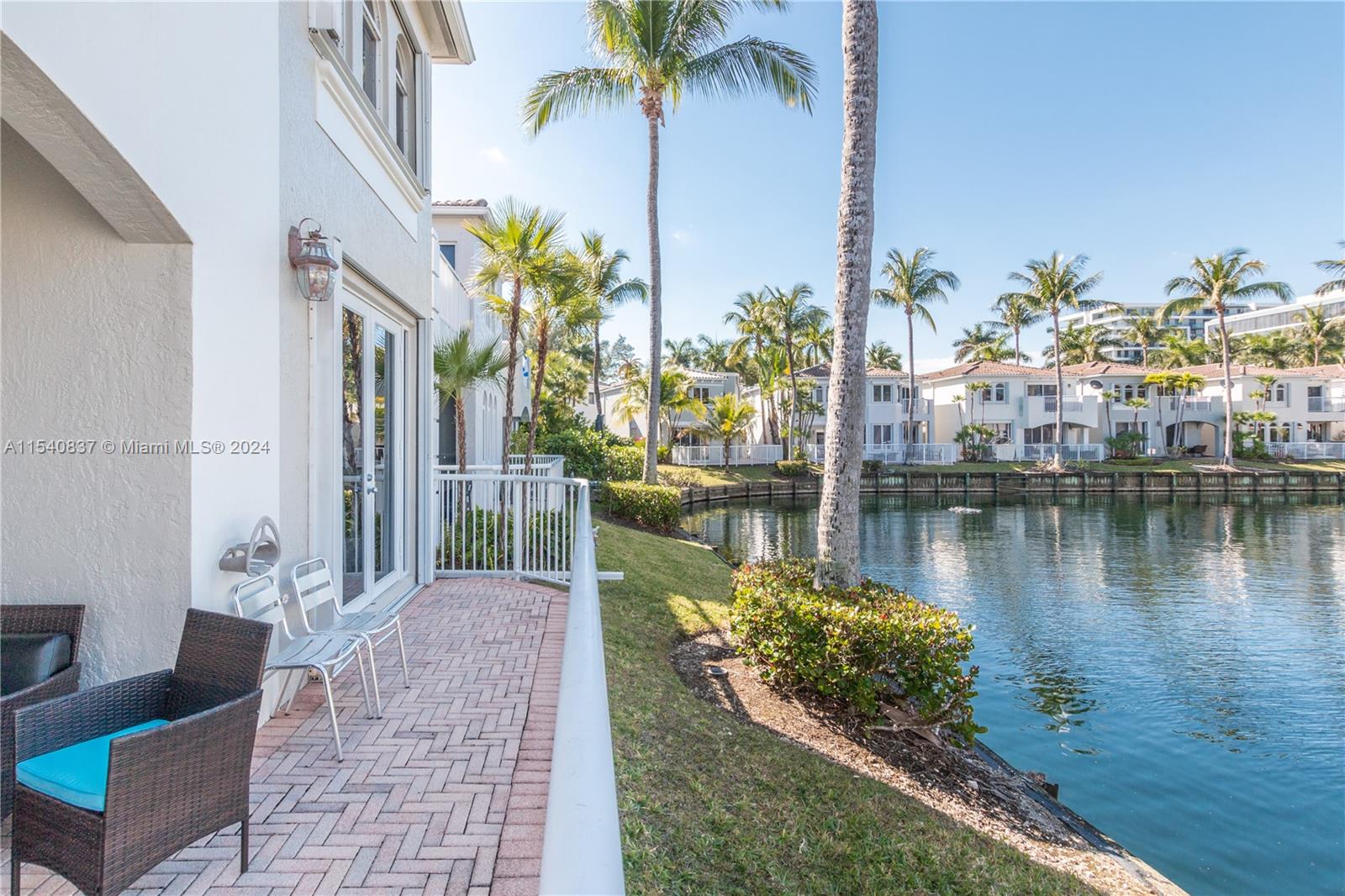 20770 NE 30th Pl, Aventura, Florida 33180, 3 Bedrooms Bedrooms, ,2 BathroomsBathrooms,Residential,For Sale,20770 NE 30th Pl,A11540837