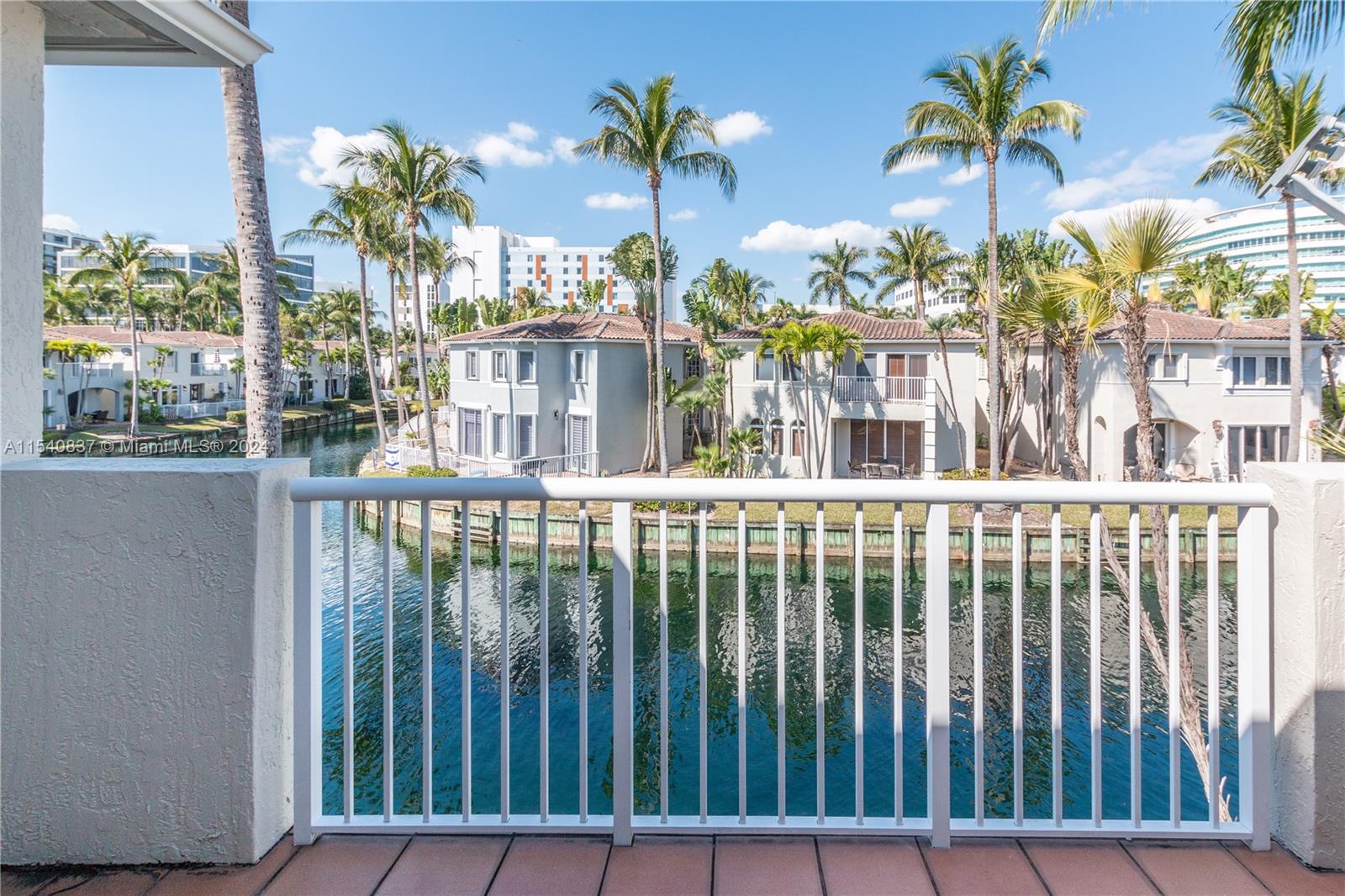 20770 NE 30th Pl, Aventura, Florida 33180, 3 Bedrooms Bedrooms, ,2 BathroomsBathrooms,Residential,For Sale,20770 NE 30th Pl,A11540837