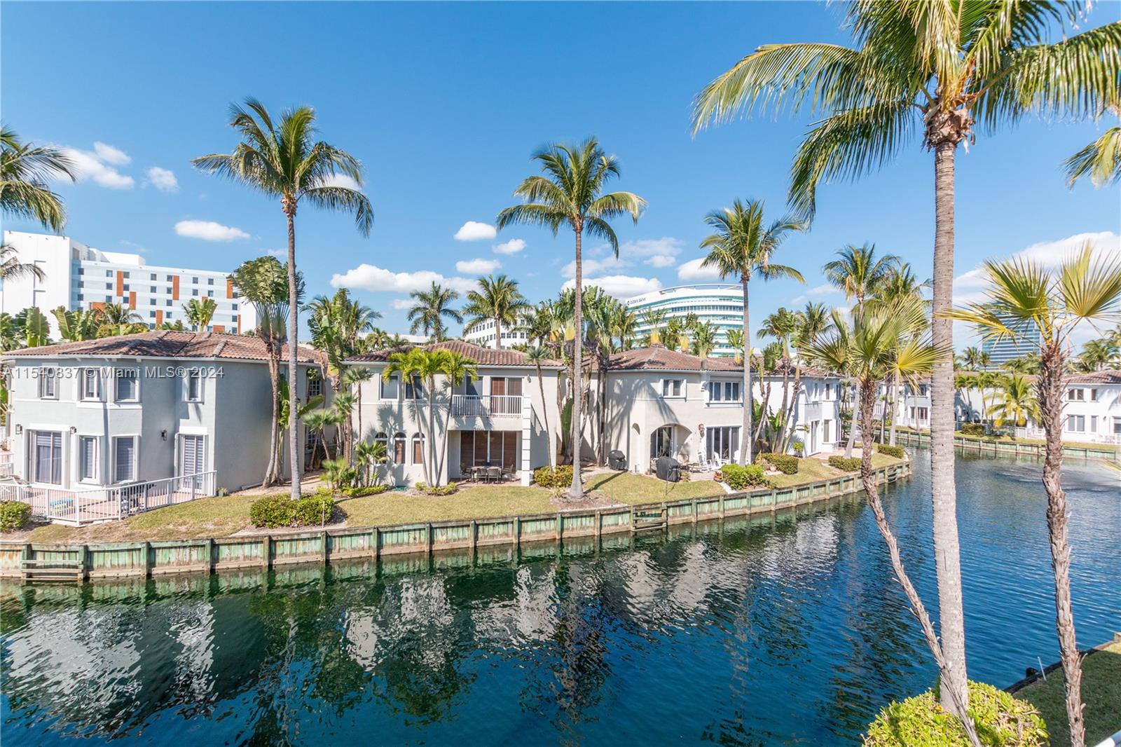 20770 NE 30th Pl, Aventura, Florida 33180, 3 Bedrooms Bedrooms, ,2 BathroomsBathrooms,Residential,For Sale,20770 NE 30th Pl,A11540837