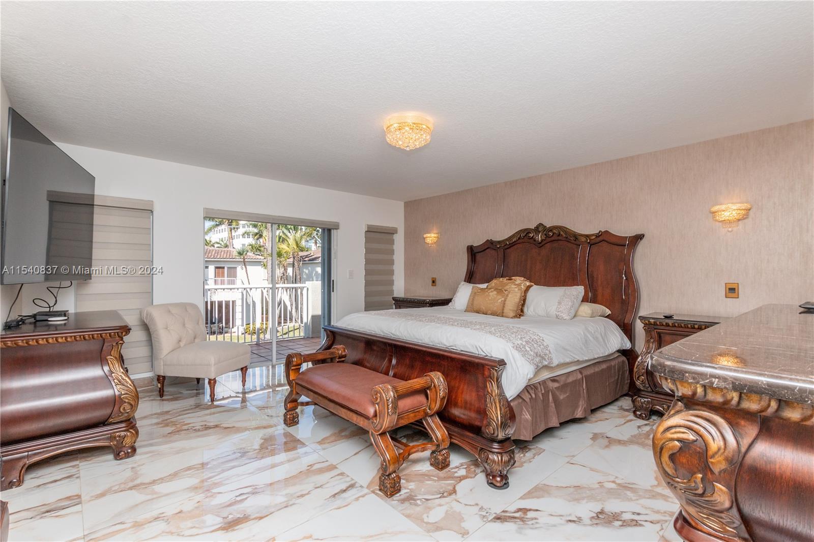 20770 NE 30th Pl, Aventura, Florida 33180, 3 Bedrooms Bedrooms, ,2 BathroomsBathrooms,Residential,For Sale,20770 NE 30th Pl,A11540837