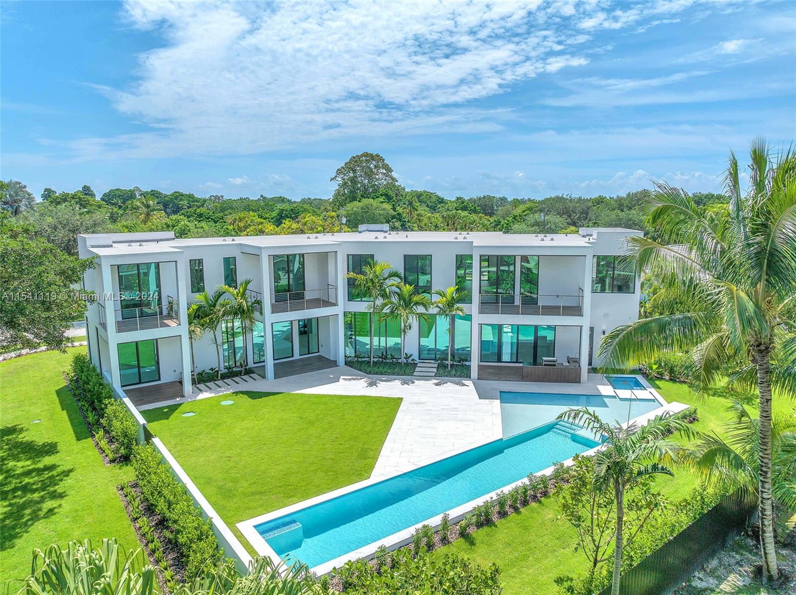 11200 71st Ave, Pinecrest, FL, 33156 United States, 7 Bedrooms Bedrooms, ,7 BathroomsBathrooms,Residential,For Sale,71st Ave,A11541119