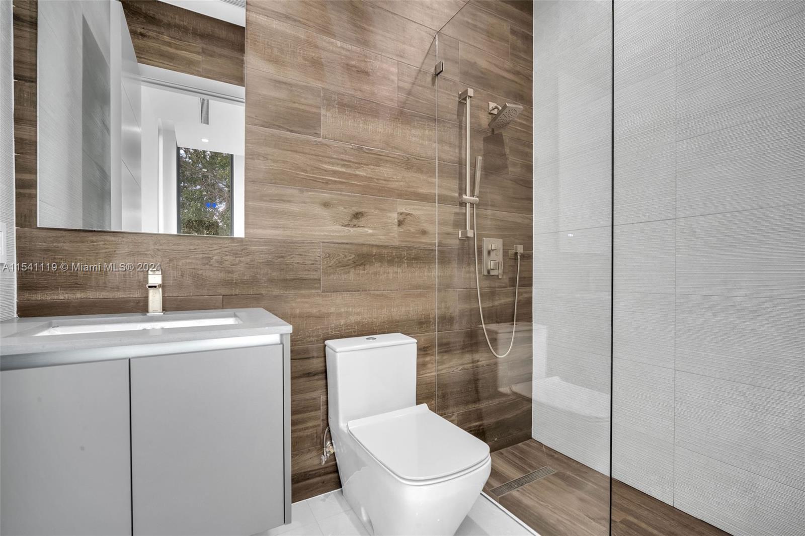 11200 71st Ave, Pinecrest, FL, 33156 United States, 7 Bedrooms Bedrooms, ,7 BathroomsBathrooms,Residential,For Sale,71st Ave,A11541119