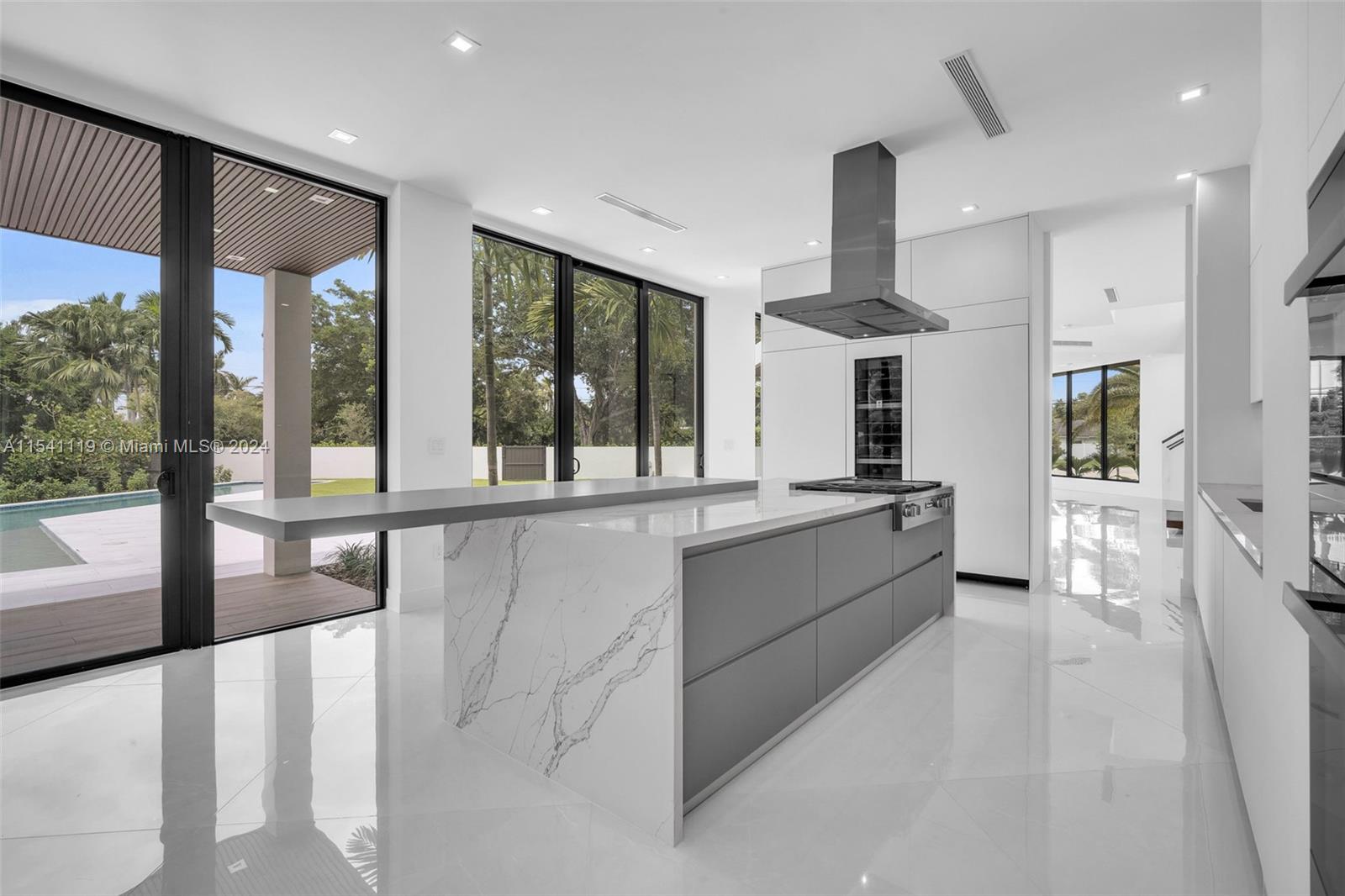 11200 71st Ave, Pinecrest, FL, 33156 United States, 7 Bedrooms Bedrooms, ,7 BathroomsBathrooms,Residential,For Sale,71st Ave,A11541119