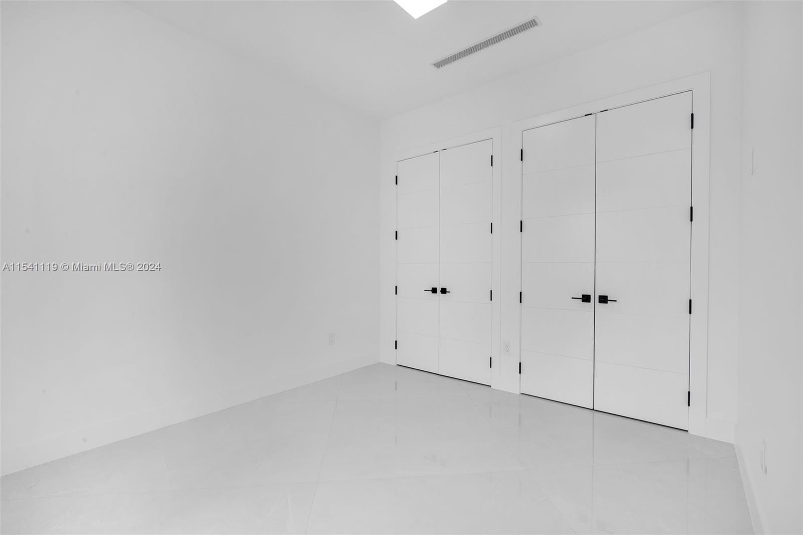 11200 71st Ave, Pinecrest, FL, 33156 United States, 7 Bedrooms Bedrooms, ,7 BathroomsBathrooms,Residential,For Sale,71st Ave,A11541119