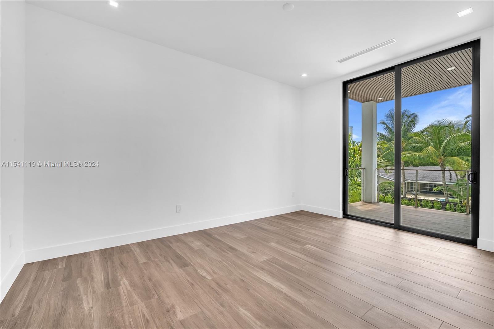 11200 71st Ave, Pinecrest, FL, 33156 United States, 7 Bedrooms Bedrooms, ,7 BathroomsBathrooms,Residential,For Sale,71st Ave,A11541119