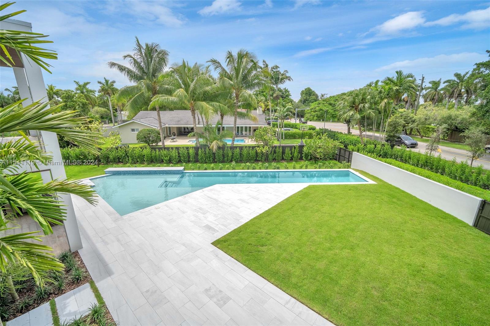 11200 71st Ave, Pinecrest, FL, 33156 United States, 7 Bedrooms Bedrooms, ,7 BathroomsBathrooms,Residential,For Sale,71st Ave,A11541119