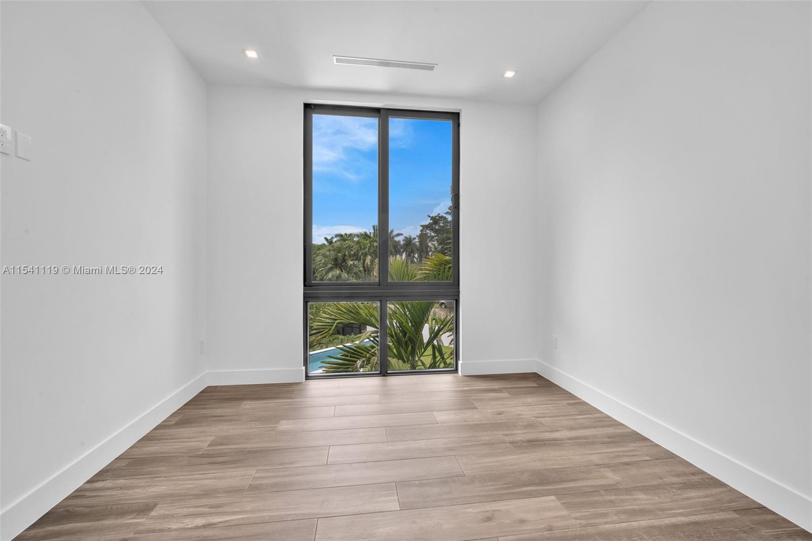 11200 71st Ave, Pinecrest, FL, 33156 United States, 7 Bedrooms Bedrooms, ,7 BathroomsBathrooms,Residential,For Sale,71st Ave,A11541119