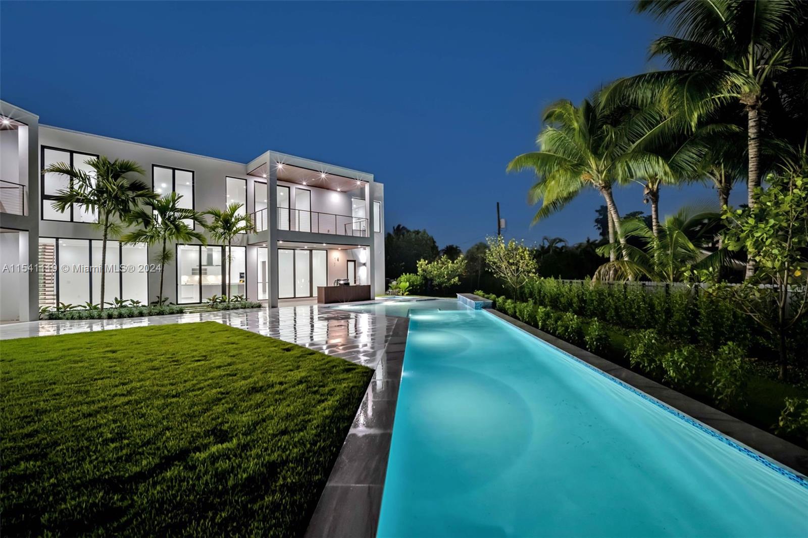 11200 71st Ave, Pinecrest, FL, 33156 United States, 7 Bedrooms Bedrooms, ,7 BathroomsBathrooms,Residential,For Sale,71st Ave,A11541119