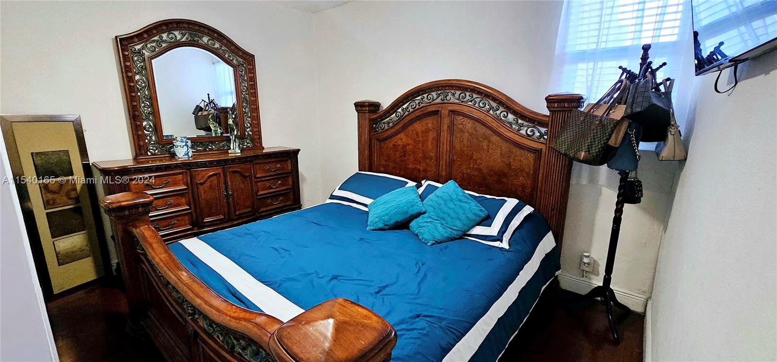 329 SW 48th Ct, Miami, Florida 33134, 4 Bedrooms Bedrooms, ,2 BathroomsBathrooms,Residential,For Sale,329 SW 48th Ct,A11540165