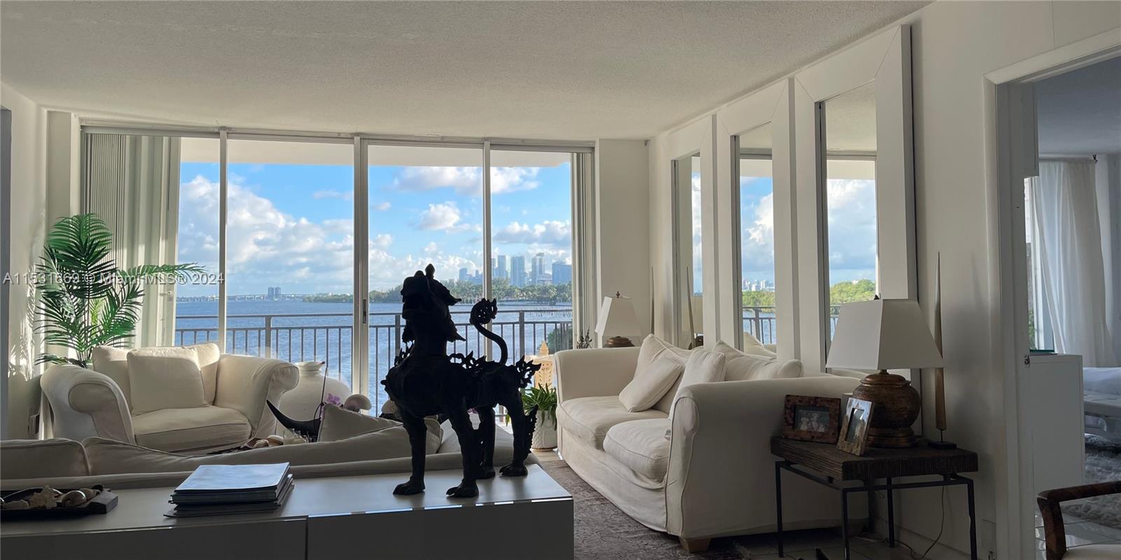 770 NE 69th St 4H, Miami, Florida 33138, 1 Bedroom Bedrooms, ,2 BathroomsBathrooms,Residential,For Sale,770 NE 69th St 4H,A11531669