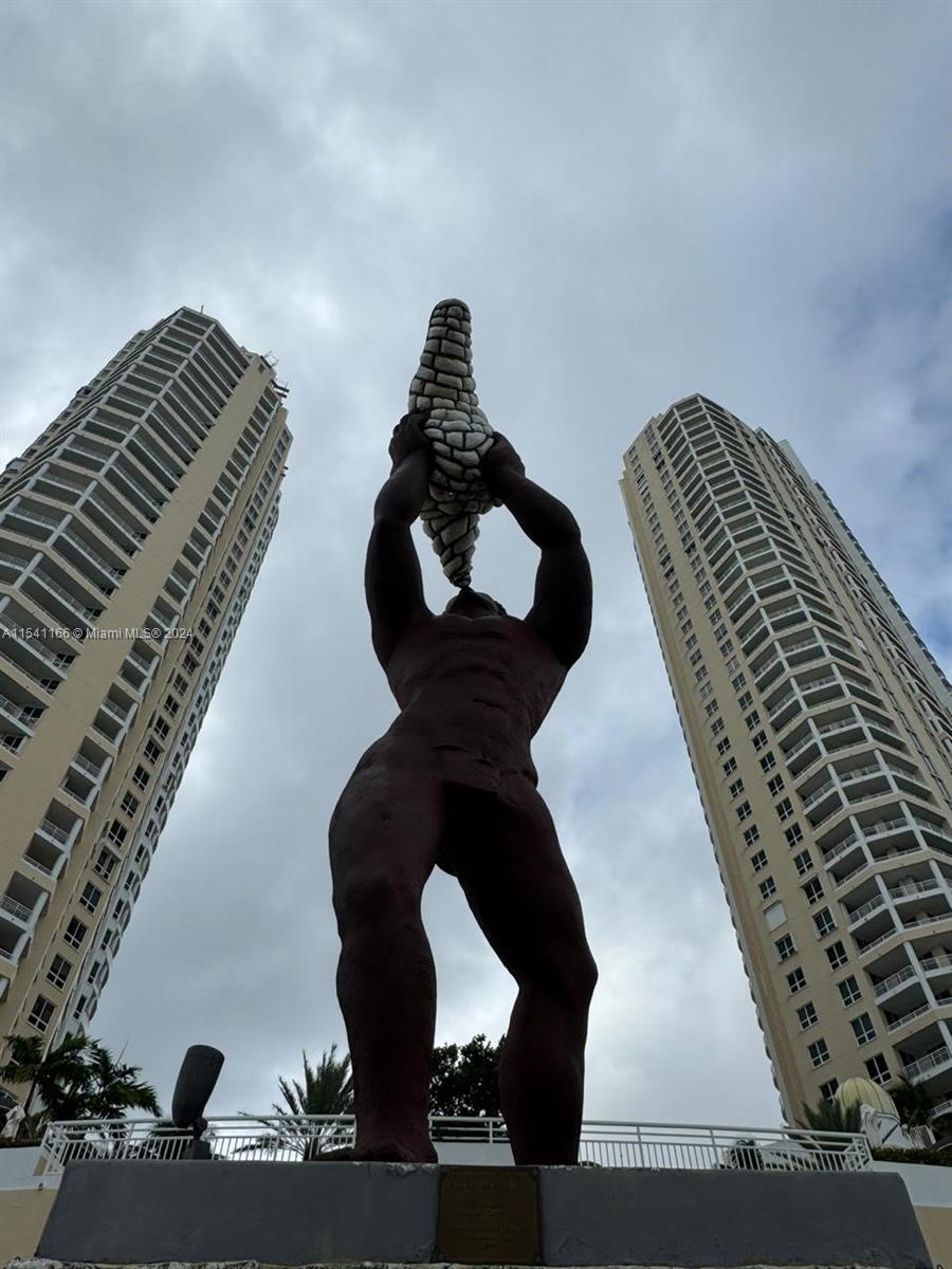 848 Brickell Key Dr 3303, Miami, Florida 33131, 1 Bedroom Bedrooms, ,1 BathroomBathrooms,Residentiallease,For Rent,848 Brickell Key Dr 3303,A11541166