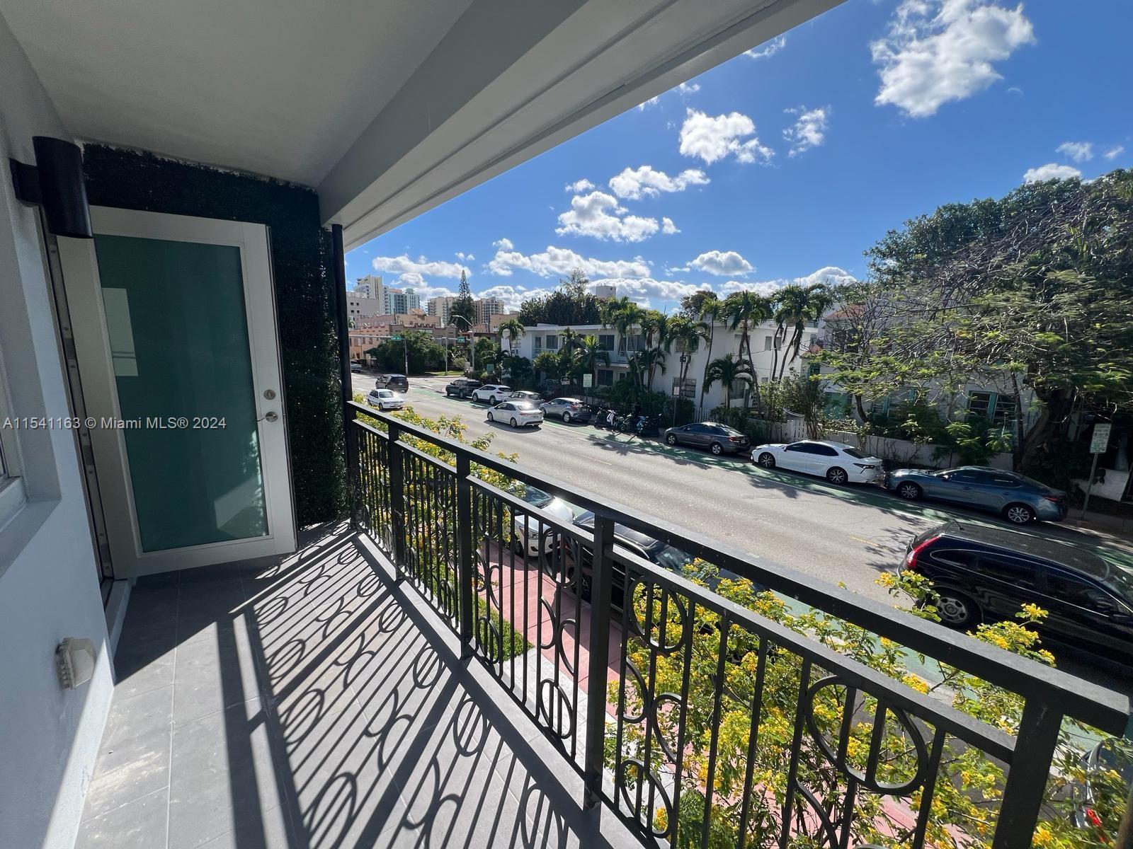 515 16 2, Miami Beach, Florida 33139, 2 Bedrooms Bedrooms, ,2 BathroomsBathrooms,Residentiallease,For Rent,515 16 2,A11541163