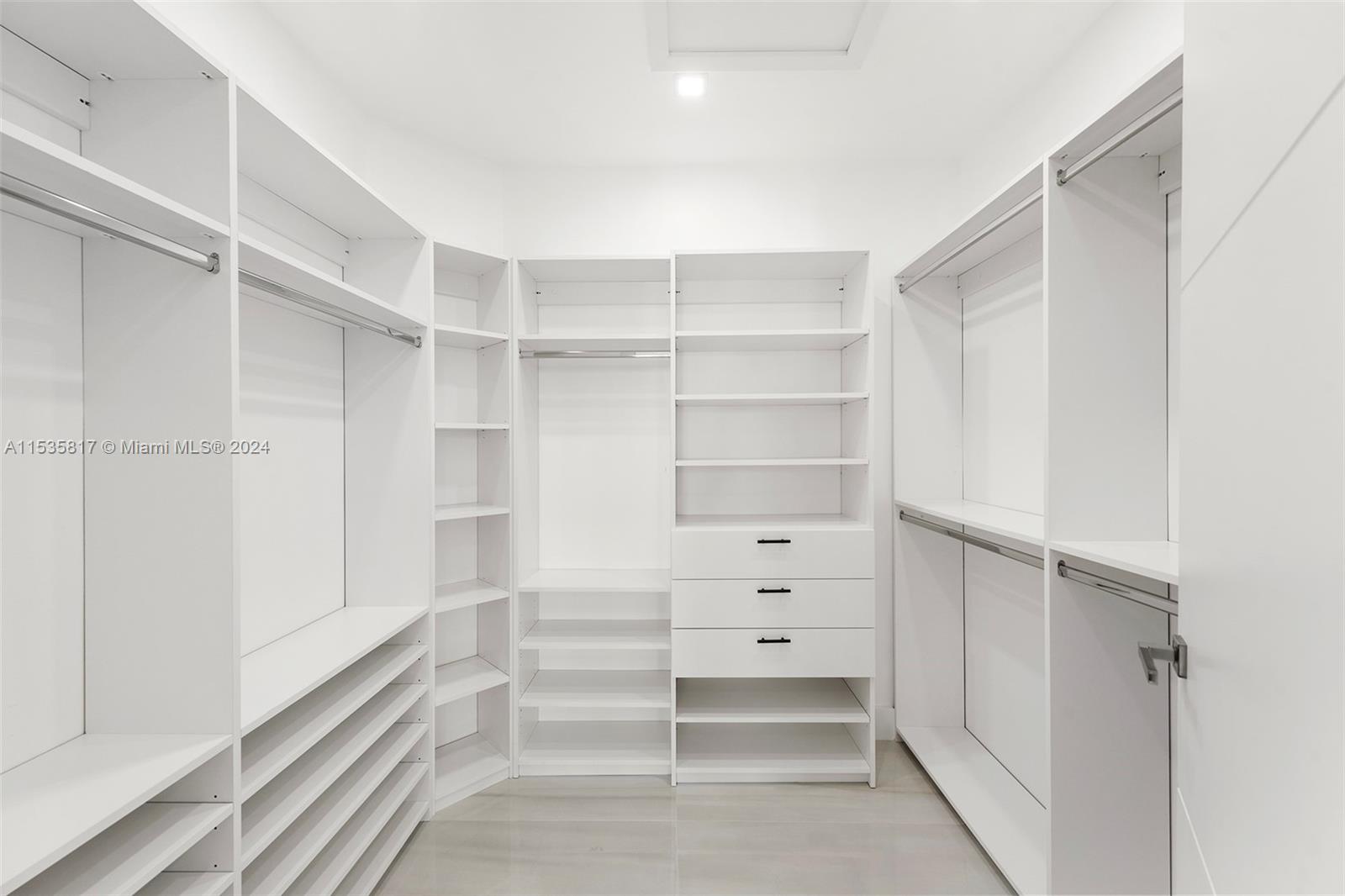 3188 NE 211th Ter, Aventura, Florida 33180, 5 Bedrooms Bedrooms, ,4 BathroomsBathrooms,Residential,For Sale,3188 NE 211th Ter,A11535817