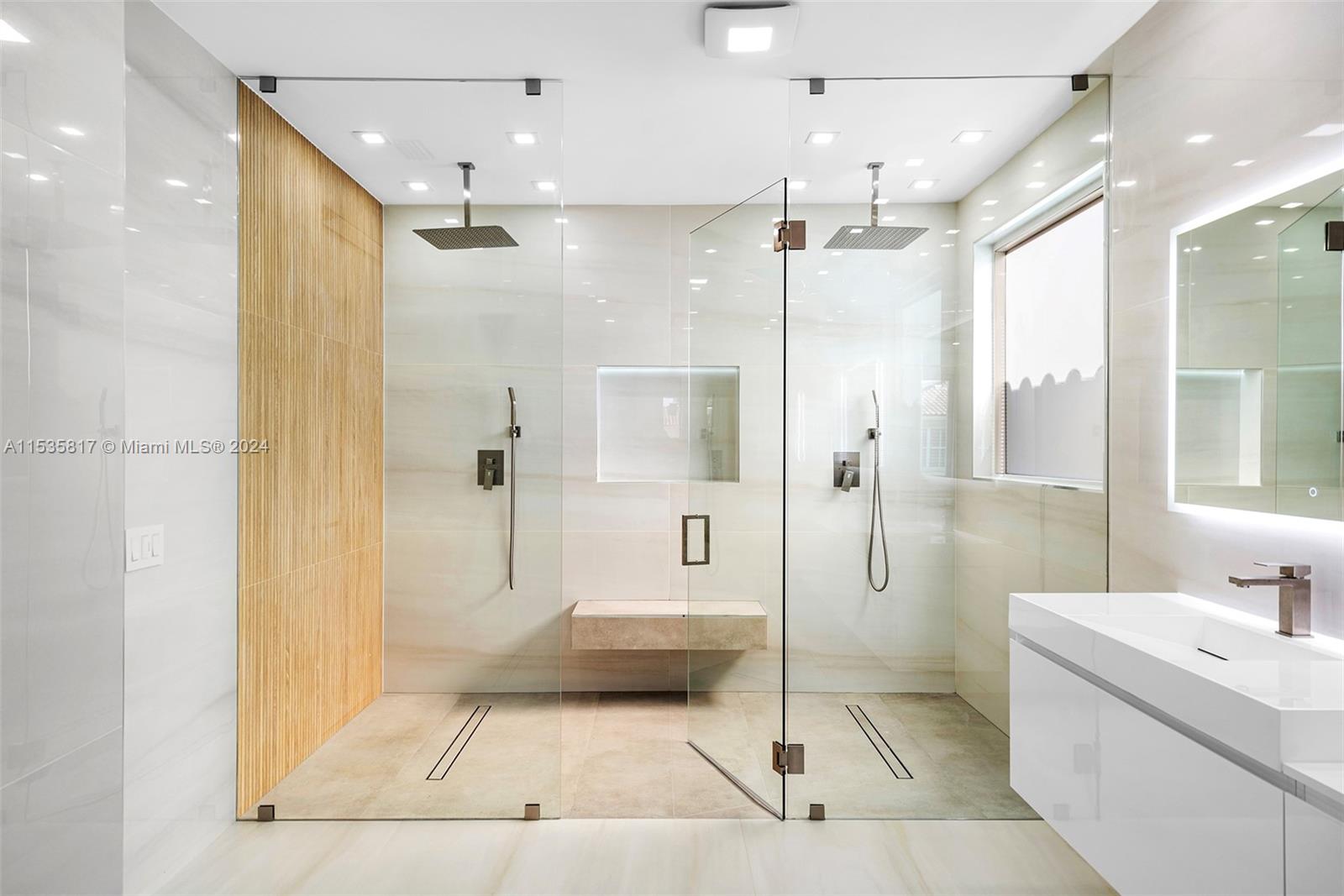 3188 NE 211th Ter, Aventura, Florida 33180, 5 Bedrooms Bedrooms, ,4 BathroomsBathrooms,Residential,For Sale,3188 NE 211th Ter,A11535817