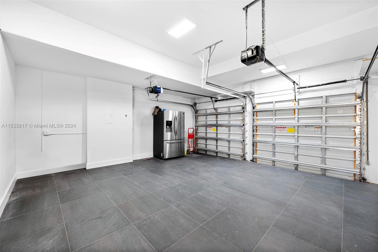 3188 NE 211th Ter, Aventura, Florida 33180, 5 Bedrooms Bedrooms, ,4 BathroomsBathrooms,Residential,For Sale,3188 NE 211th Ter,A11535817