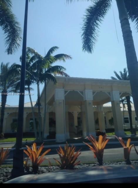 Homestead, Florida 33033, 5 Bedrooms Bedrooms, ,4 BathroomsBathrooms,Residential,For Sale,A11540843