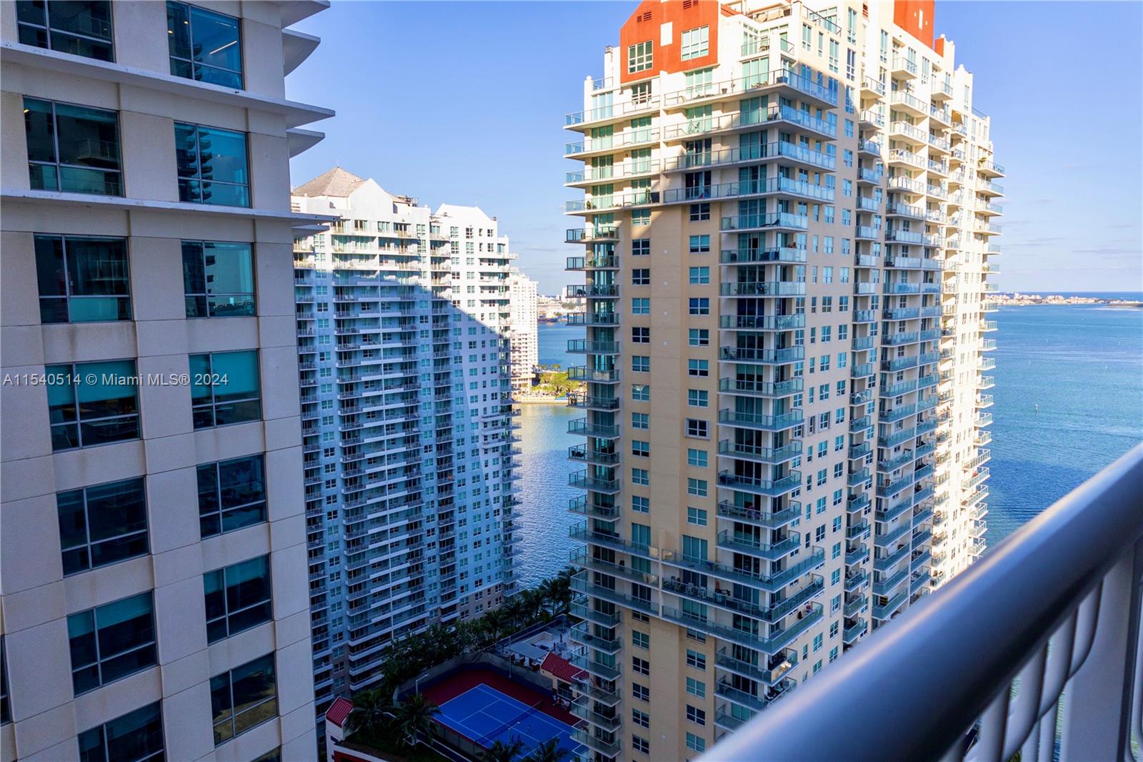 1200 Brickell Bay Dr 3008, Miami, Florida 33131, 1 Bedroom Bedrooms, ,1 BathroomBathrooms,Residentiallease,For Rent,1200 Brickell Bay Dr 3008,A11540514