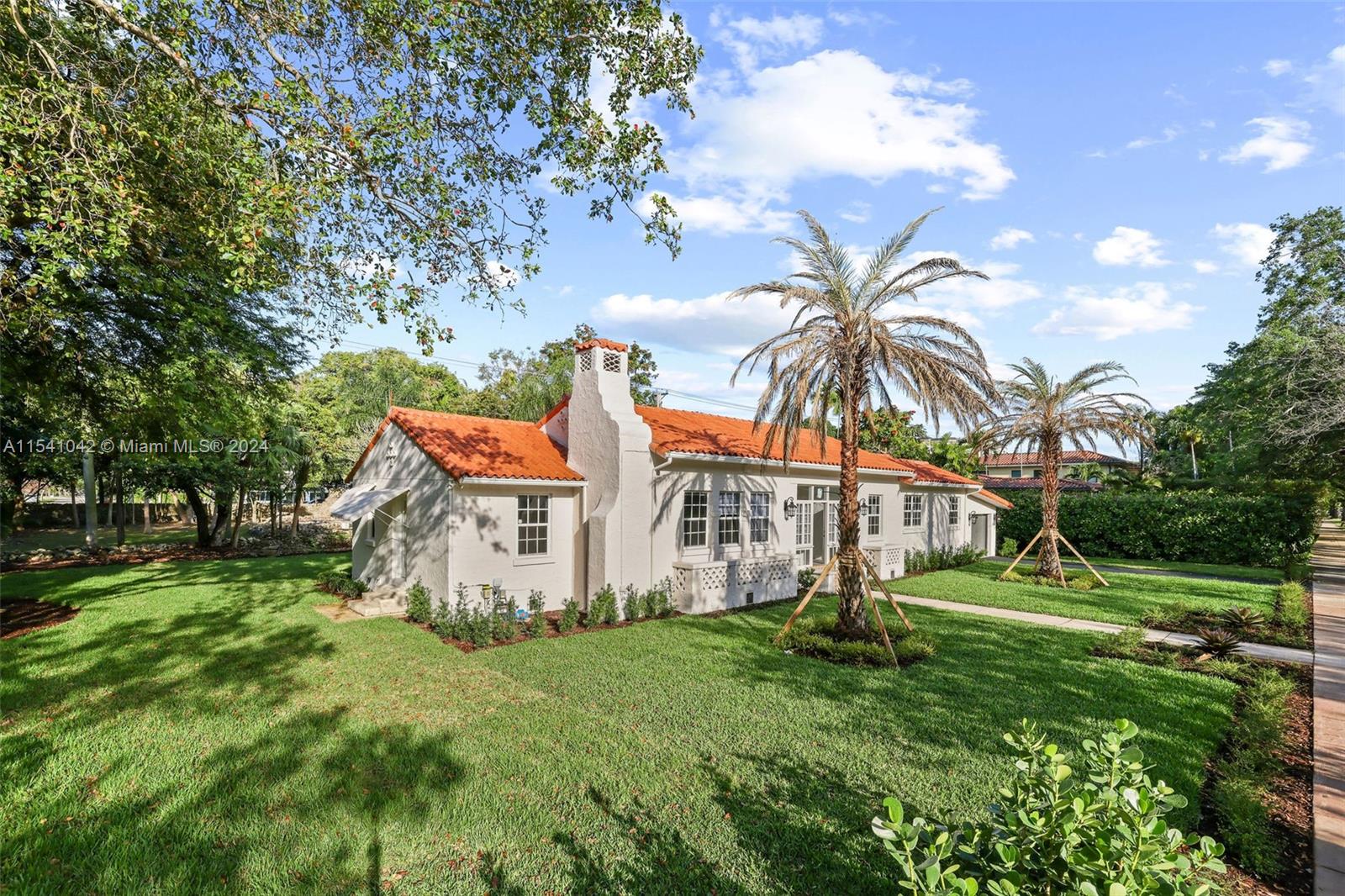 1224 Country Club Prado 0, Coral Gables, Florida 33134, 3 Bedrooms Bedrooms, ,2 BathroomsBathrooms,Residentiallease,For Rent,1224 Country Club Prado 0,A11541042