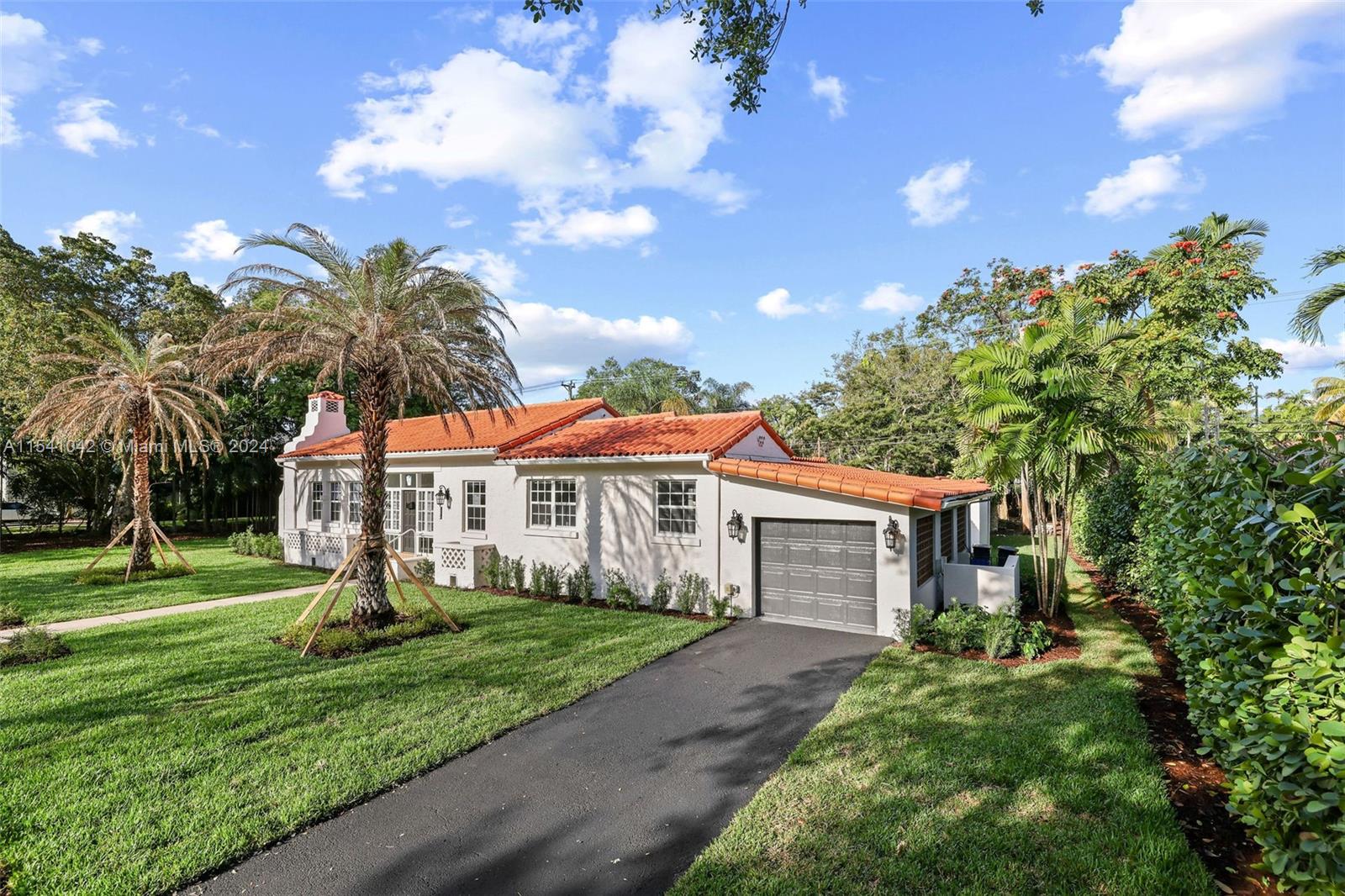 1224 Country Club Prado 0, Coral Gables, Florida 33134, 3 Bedrooms Bedrooms, ,2 BathroomsBathrooms,Residentiallease,For Rent,1224 Country Club Prado 0,A11541042