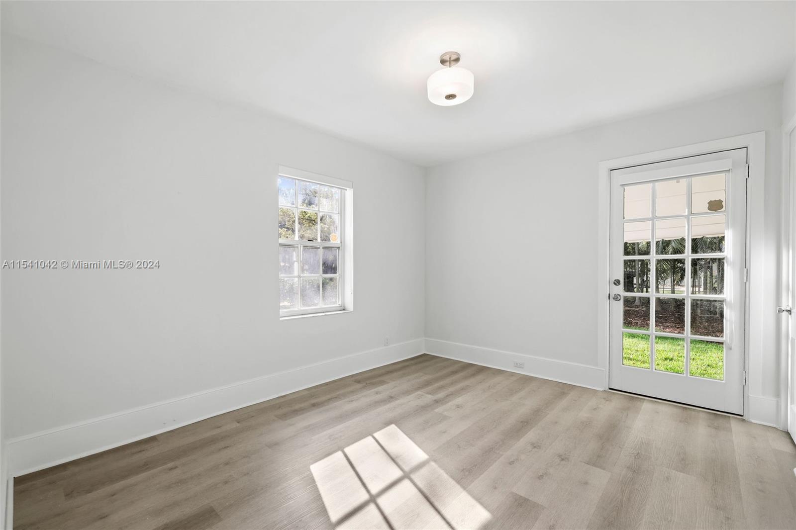 1224 Country Club Prado 0, Coral Gables, Florida 33134, 3 Bedrooms Bedrooms, ,2 BathroomsBathrooms,Residentiallease,For Rent,1224 Country Club Prado 0,A11541042