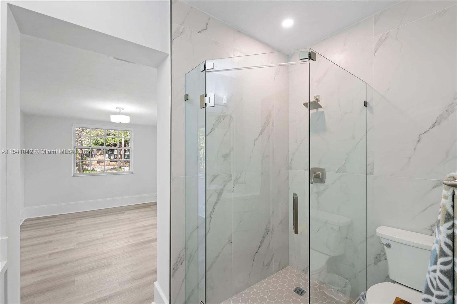 1224 Country Club Prado 0, Coral Gables, Florida 33134, 3 Bedrooms Bedrooms, ,2 BathroomsBathrooms,Residentiallease,For Rent,1224 Country Club Prado 0,A11541042