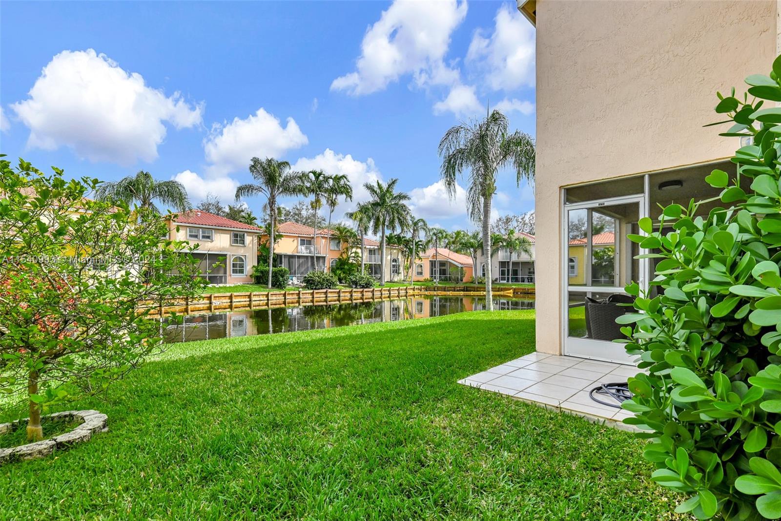 1743 Royal Palm Way, Hollywood, Florida 33020, 2 Bedrooms Bedrooms, ,2 BathroomsBathrooms,Residential,For Sale,1743 Royal Palm Way,A11540993