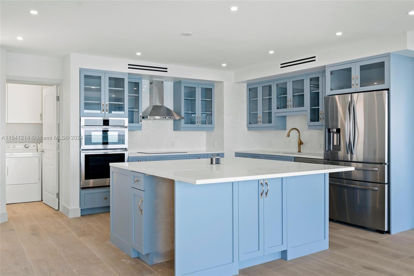 Other City - In The State Of Florida, FL, 33037 United States, 5 Bedrooms Bedrooms, ,5 BathroomsBathrooms,Residential,For Sale,A11541214