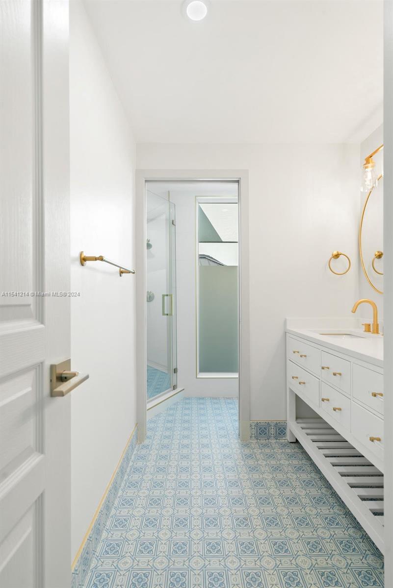 Other City - In The State Of Florida, FL, 33037 United States, 5 Bedrooms Bedrooms, ,5 BathroomsBathrooms,Residential,For Sale,A11541214