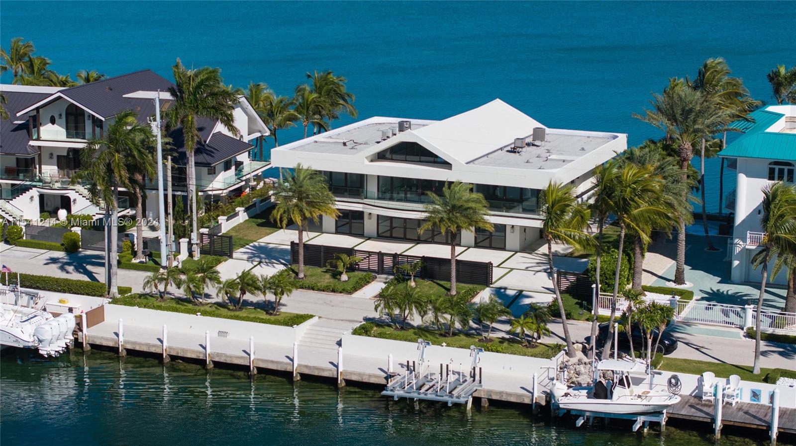 Other City - In The State Of Florida, FL, 33037 United States, 5 Bedrooms Bedrooms, ,5 BathroomsBathrooms,Residential,For Sale,A11541214