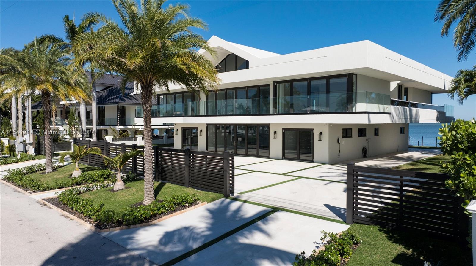 Other City - In The State Of Florida, FL, 33037 United States, 5 Bedrooms Bedrooms, ,5 BathroomsBathrooms,Residential,For Sale,A11541214