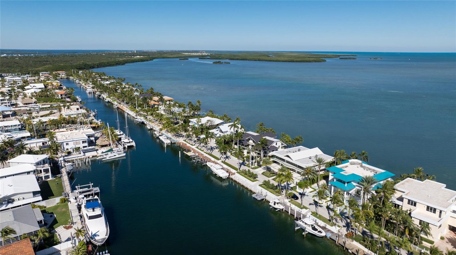 Other City - In The State Of Florida, FL, 33037 United States, 5 Bedrooms Bedrooms, ,5 BathroomsBathrooms,Residential,For Sale,A11541214