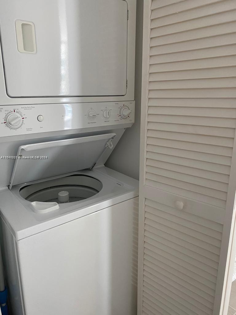 79 12 3402, Miami, Florida 33132, 1 Bedroom Bedrooms, ,1 BathroomBathrooms,Residentiallease,For Rent,79 12 3402,A11541233