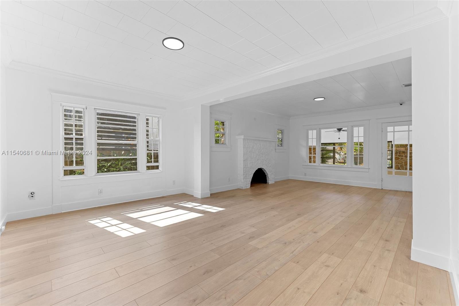 2322 SW 13th St, Miami, Florida 33145, 3 Bedrooms Bedrooms, ,2 BathroomsBathrooms,Residentiallease,For Rent,2322 SW 13th St,A11540681