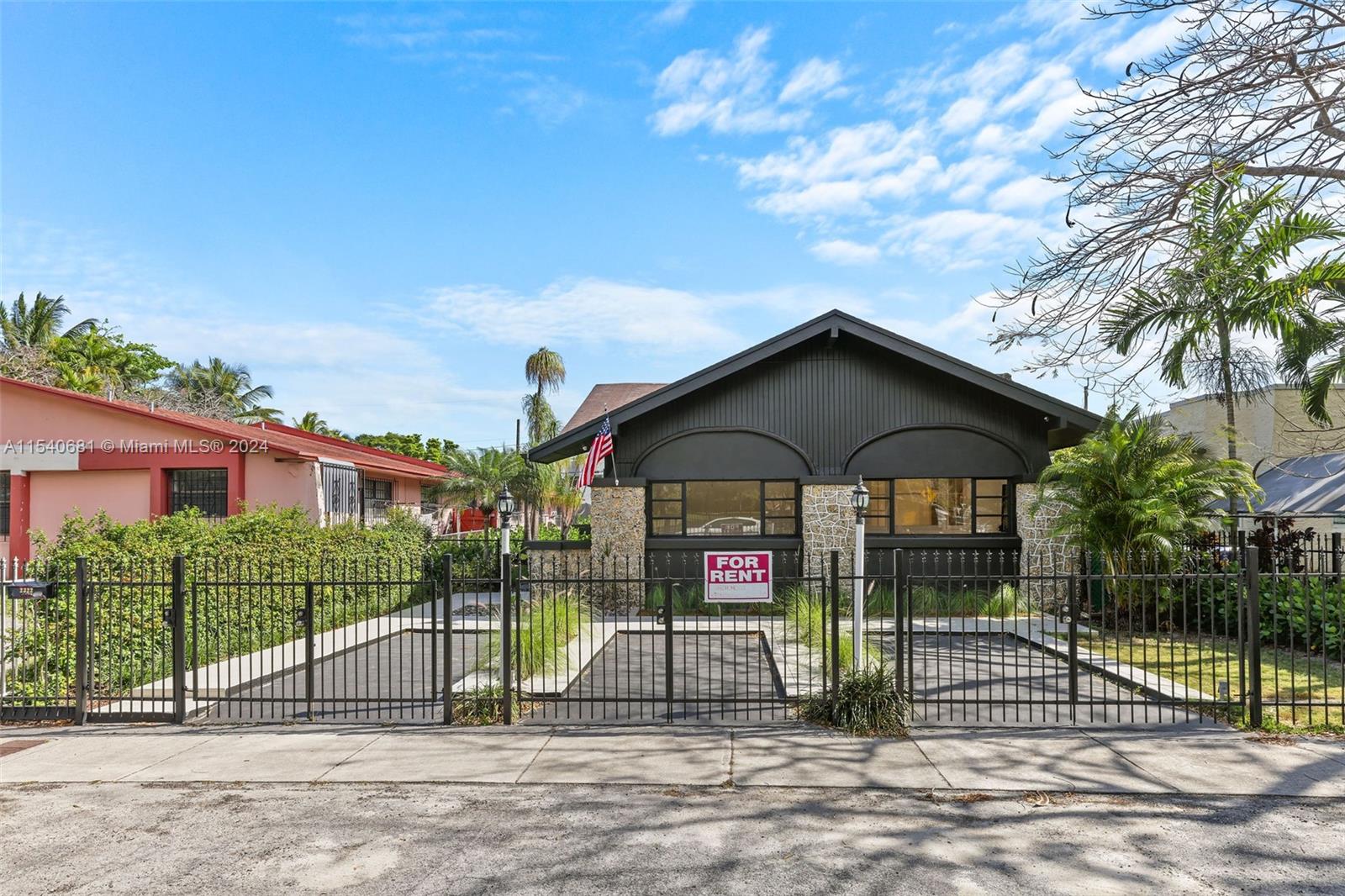 2322 SW 13th St, Miami, Florida 33145, 3 Bedrooms Bedrooms, ,2 BathroomsBathrooms,Residentiallease,For Rent,2322 SW 13th St,A11540681