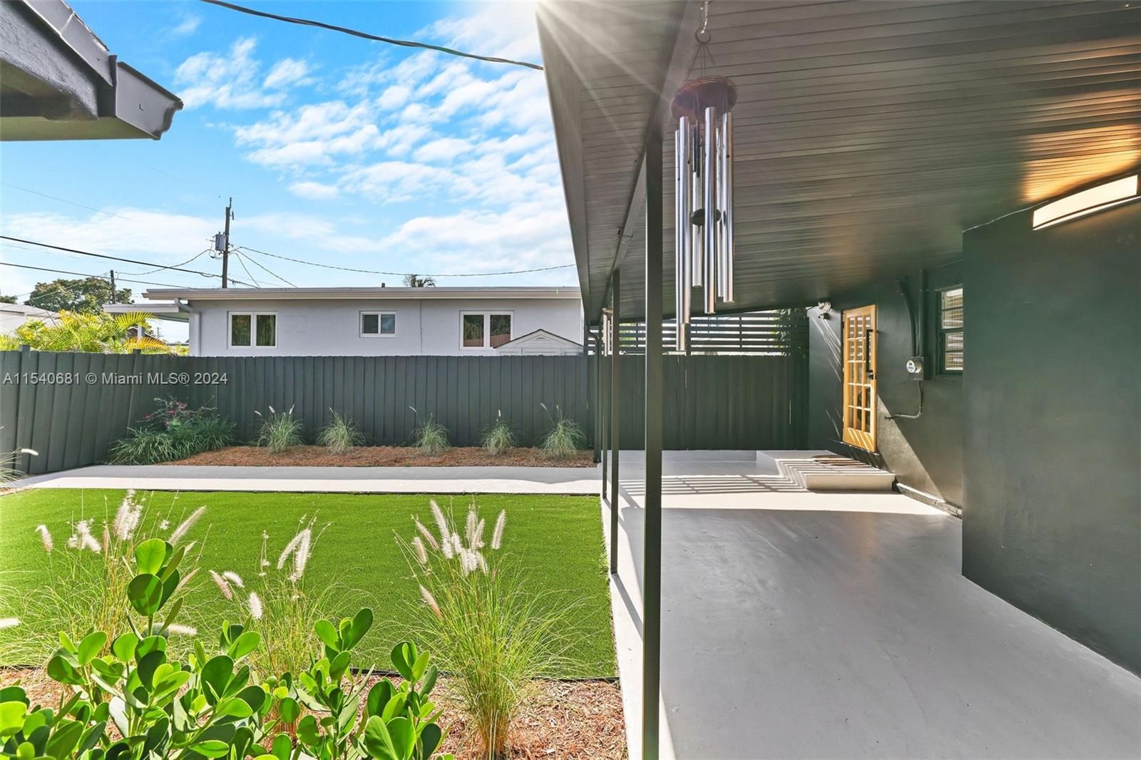 2322 SW 13th St, Miami, Florida 33145, 3 Bedrooms Bedrooms, ,2 BathroomsBathrooms,Residentiallease,For Rent,2322 SW 13th St,A11540681