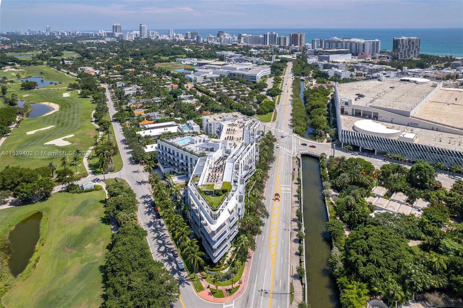 2001 Meridian Ave 101, Miami Beach, Florida 33139, 2 Bedrooms Bedrooms, ,2 BathroomsBathrooms,Residential,For Sale,2001 Meridian Ave 101,A11539402