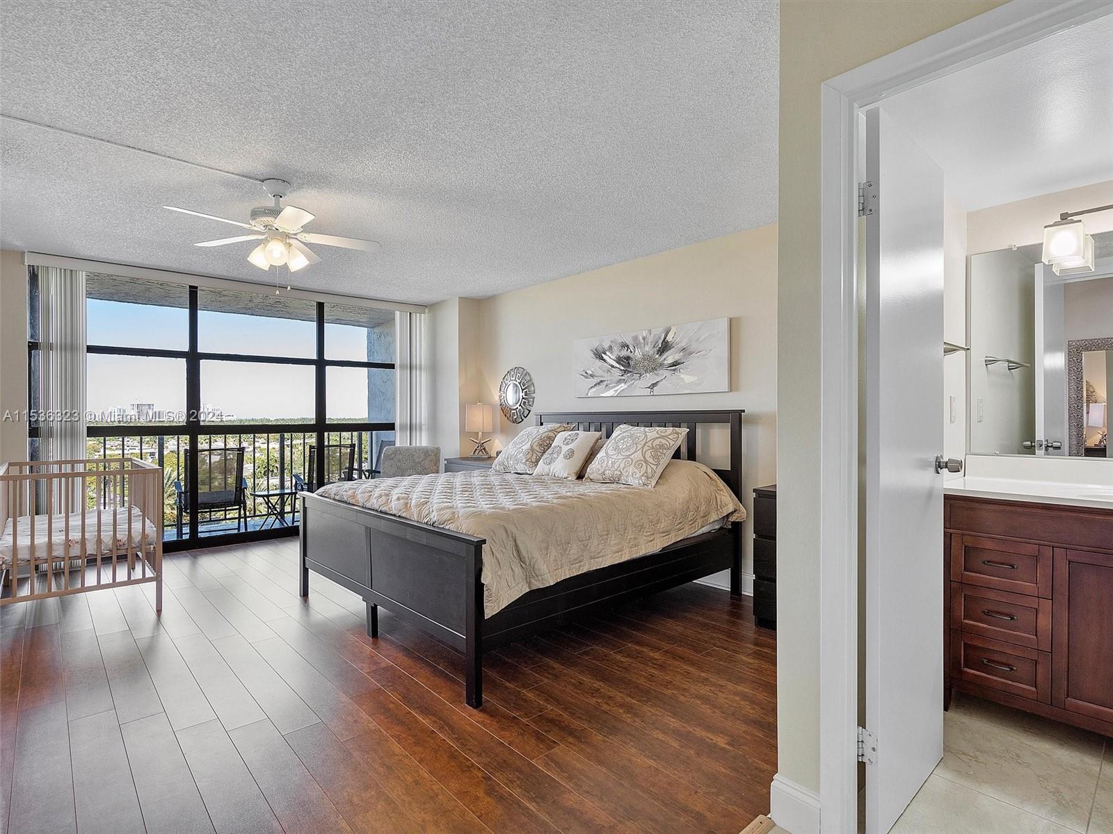 600 Parkview Dr 923, Hallandale Beach, Florida 33009, 2 Bedrooms Bedrooms, ,1 BathroomBathrooms,Residential,For Sale,600 Parkview Dr 923,A11536323