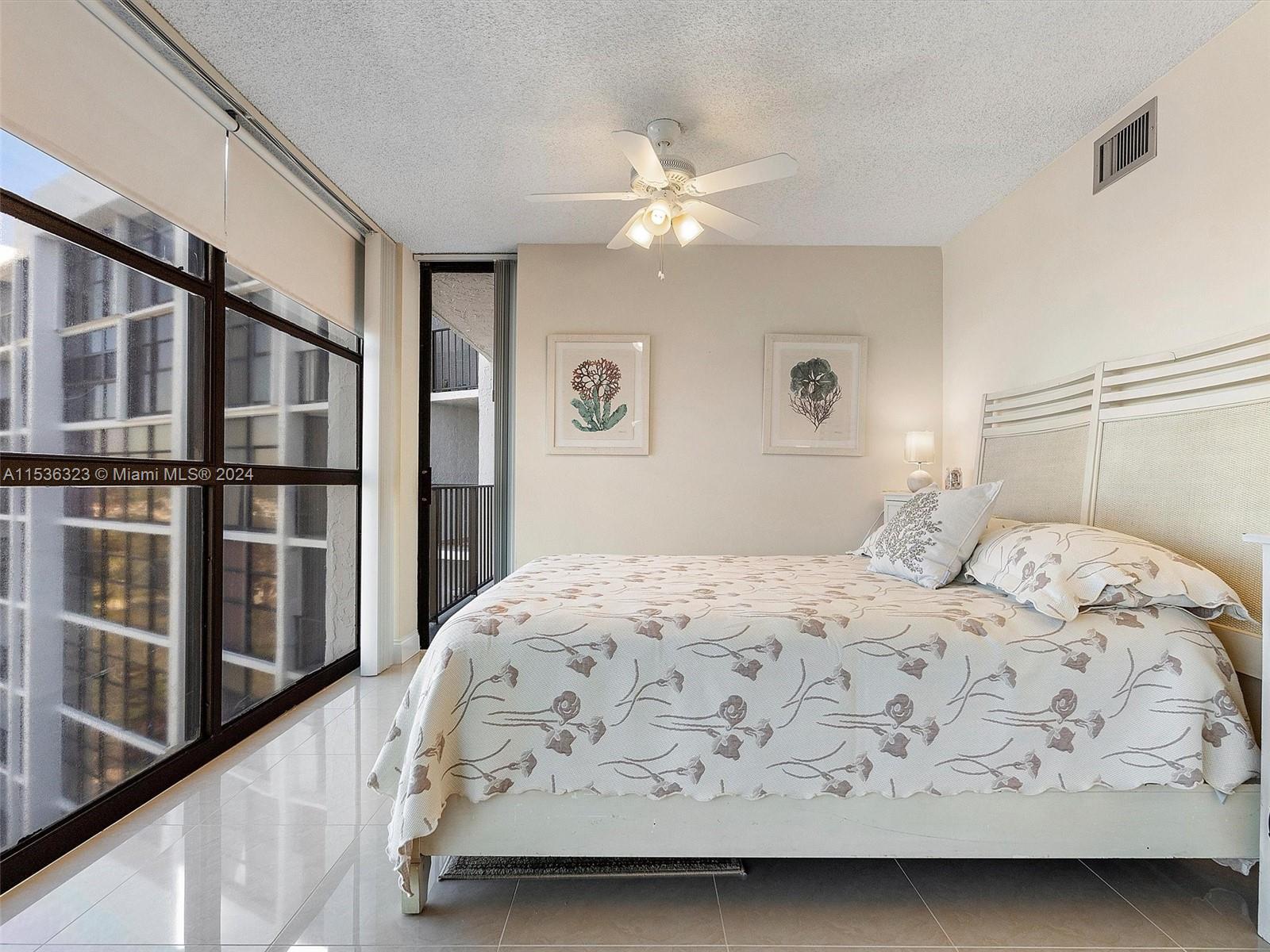 600 Parkview Dr 923, Hallandale Beach, Florida 33009, 2 Bedrooms Bedrooms, ,1 BathroomBathrooms,Residential,For Sale,600 Parkview Dr 923,A11536323