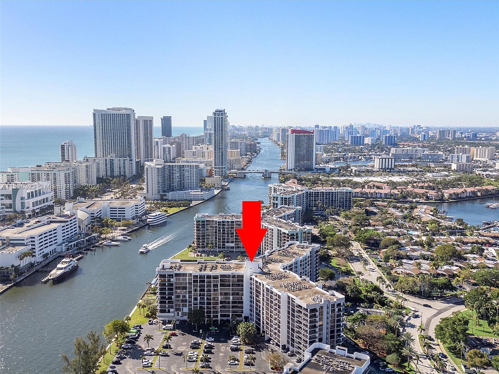 600 Parkview Dr 923, Hallandale Beach, Florida 33009, 2 Bedrooms Bedrooms, ,1 BathroomBathrooms,Residential,For Sale,600 Parkview Dr 923,A11536323